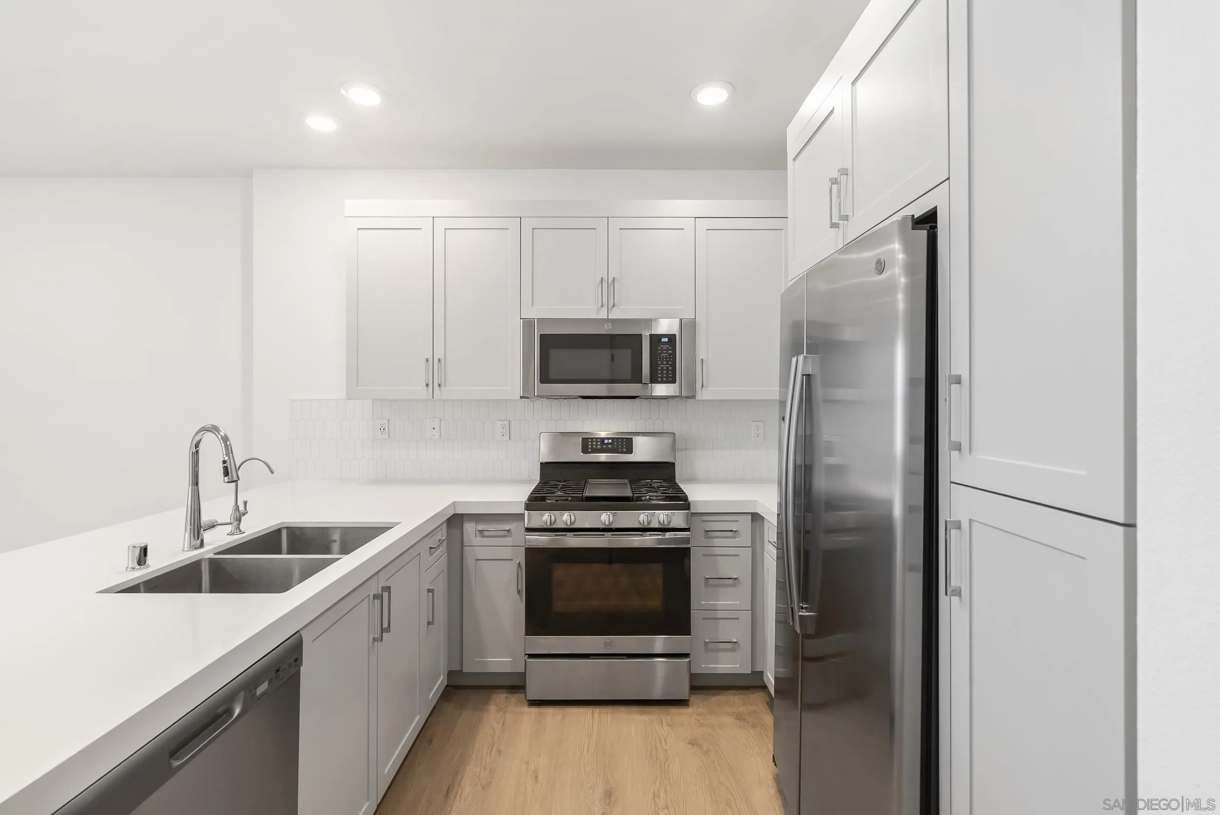 Photo #7: 260014223 Listing: Photo #7