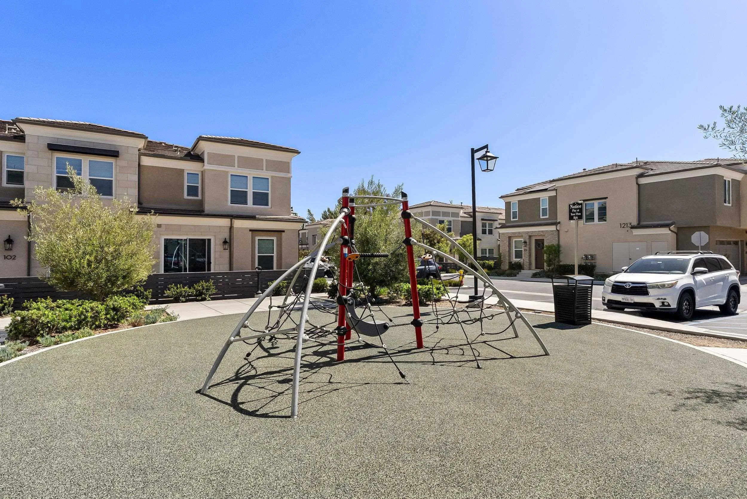 Photo #31: 260014223 Listing: Photo #31