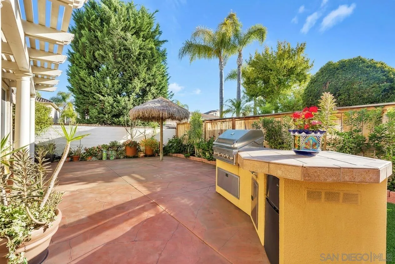 https://cdn.realtyfeed.com/cdn/127/260014225/176c00204c991d031f9192cc7fd0d726.webp