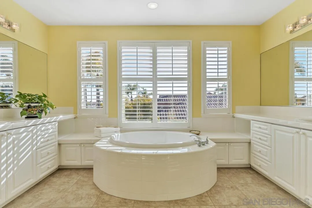 https://cdn.realtyfeed.com/cdn/127/260014225/23ac7c1f03721b9ae926cb9c5b7739a8.webp