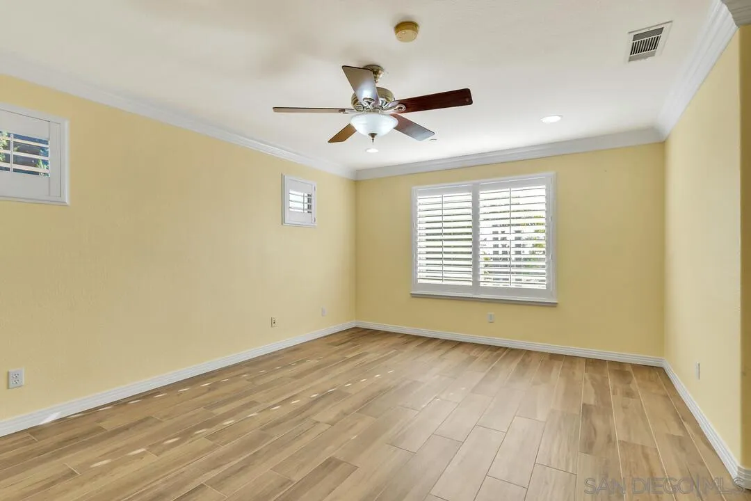 https://cdn.realtyfeed.com/cdn/127/260014225/673ef59079385d01a1b33a4c2d243503.webp