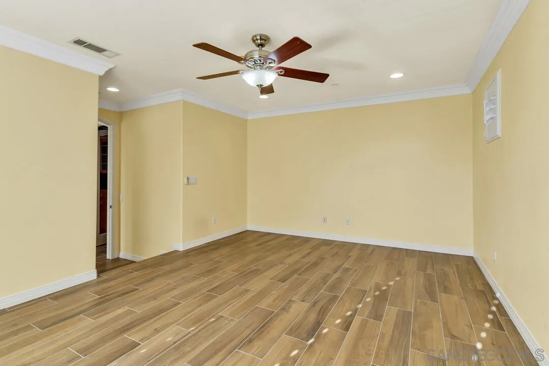 https://cdn.realtyfeed.com/cdn/127/260014225/c1978fcc63d72b5e63598a5a6d1959fc.webp