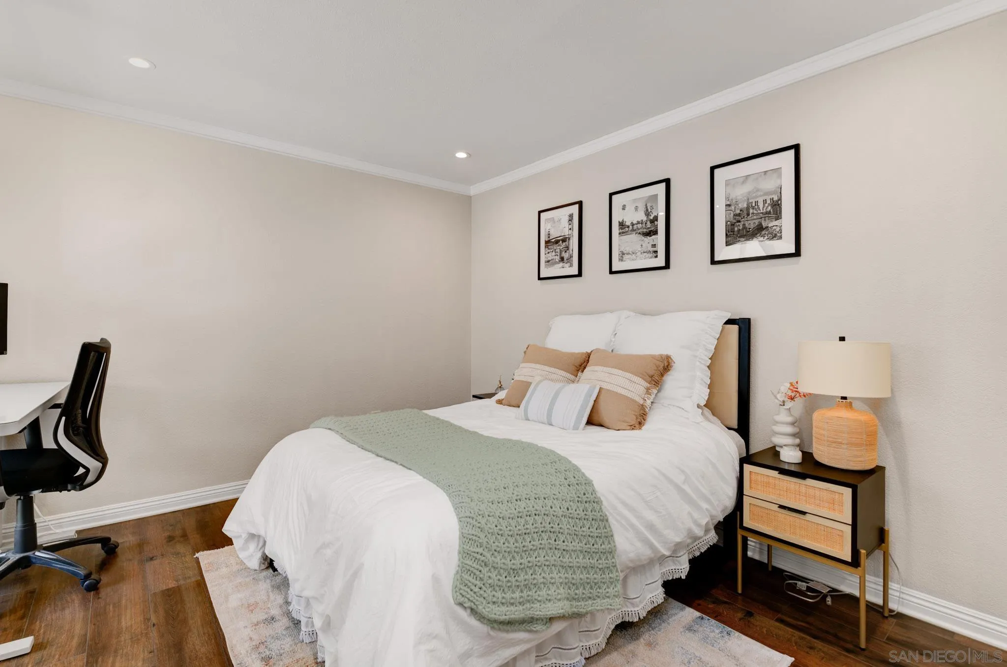 https://cdn.realtyfeed.com/cdn/127/260014226/b5d06ba98abfccbe8af19145a3c818e1.webp