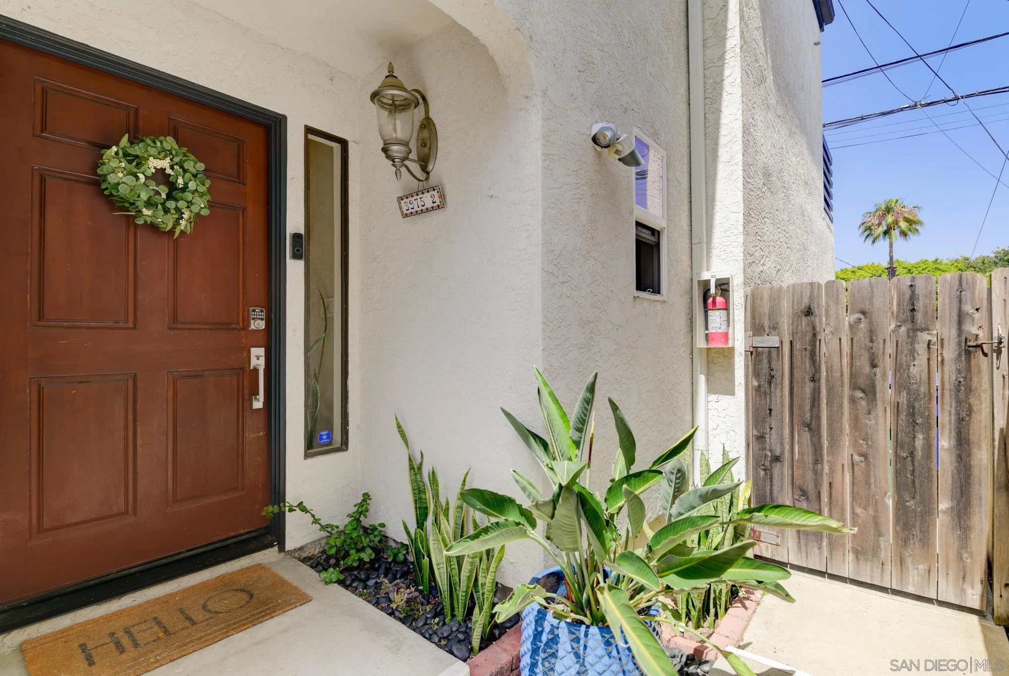 https://cdn.realtyfeed.com/cdn/127/260014226/badf2852e286f9a70bc4d669131f2076.webp