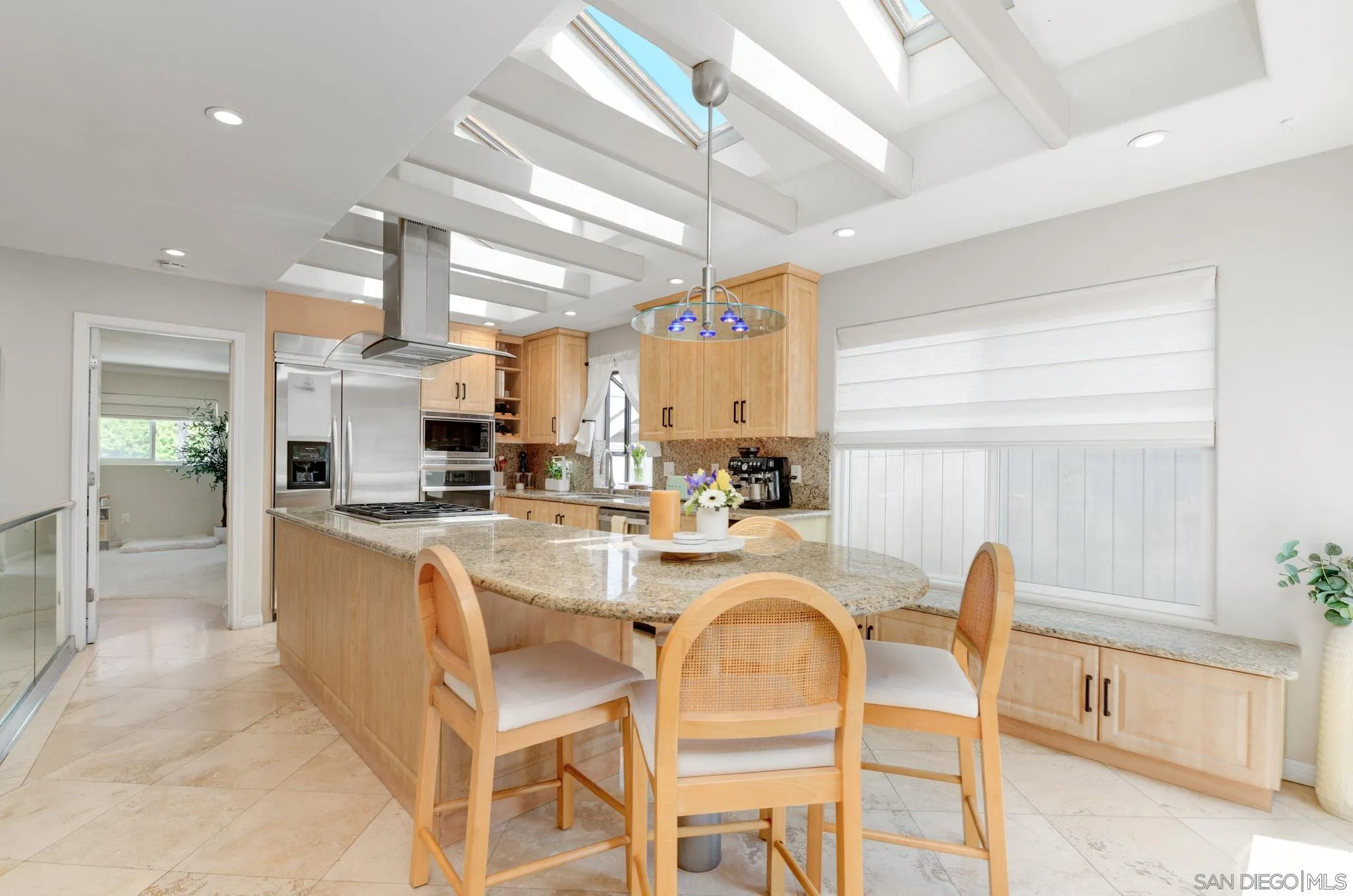 https://cdn.realtyfeed.com/cdn/127/260014226/cb71179b27cbe8249c07ee2b793bb88c.webp