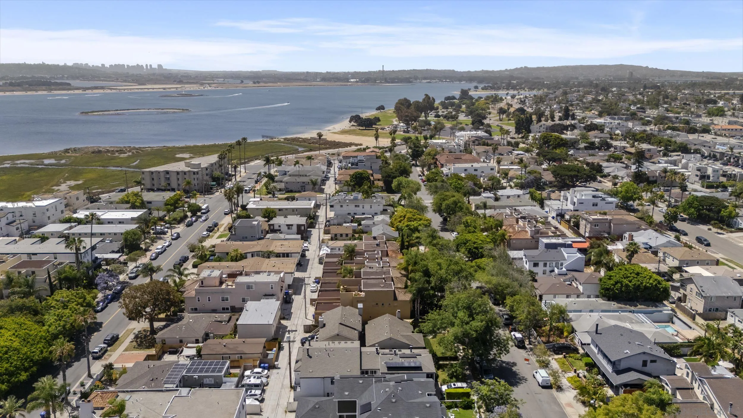 https://cdn.realtyfeed.com/cdn/127/260014226/f312d6b01b7c37008526b4ed8fb7db9e.webp
