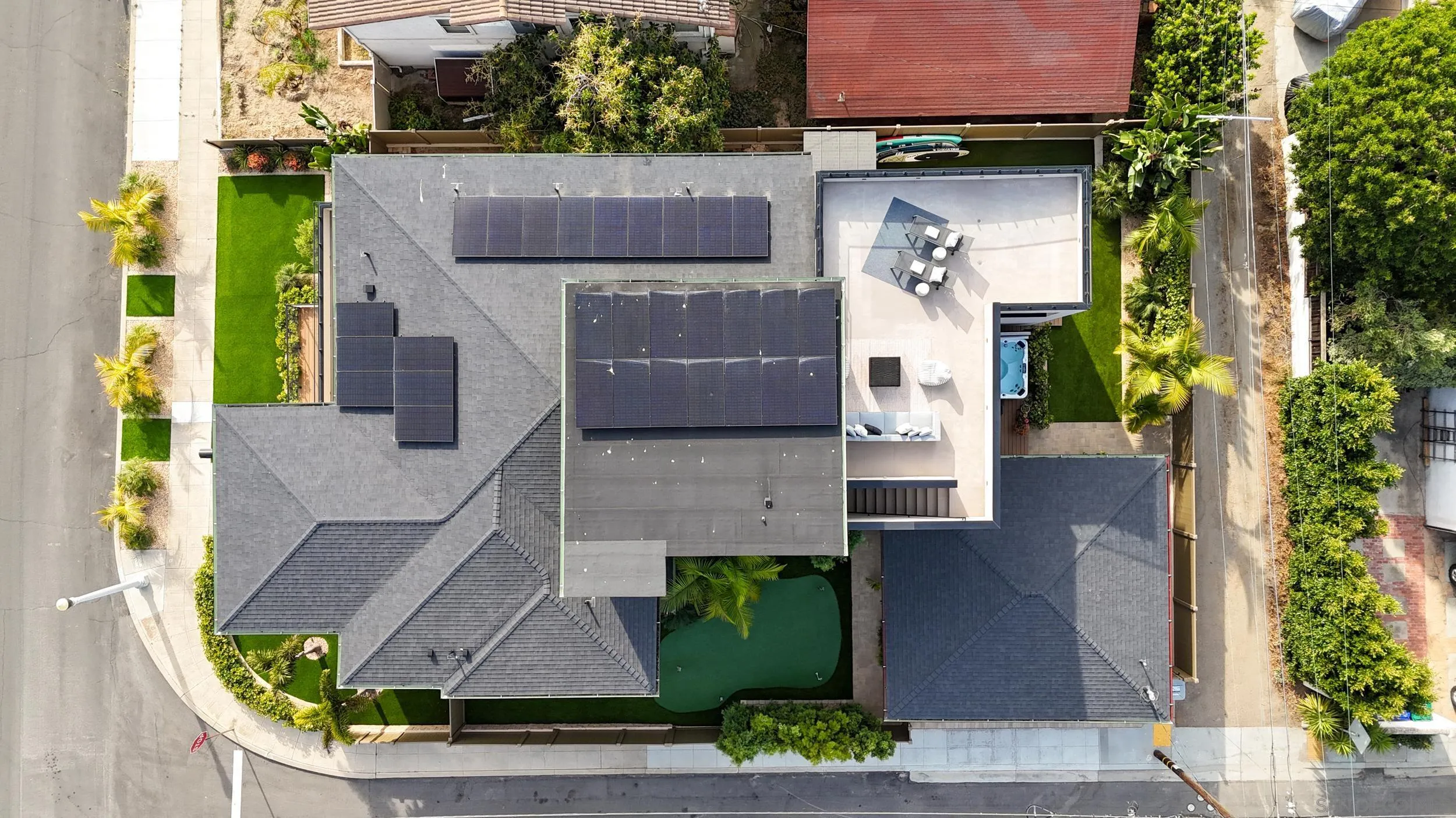 https://cdn.realtyfeed.com/cdn/127/260014227/a3af778f1fdf688425fb719cd63a76ae.webp