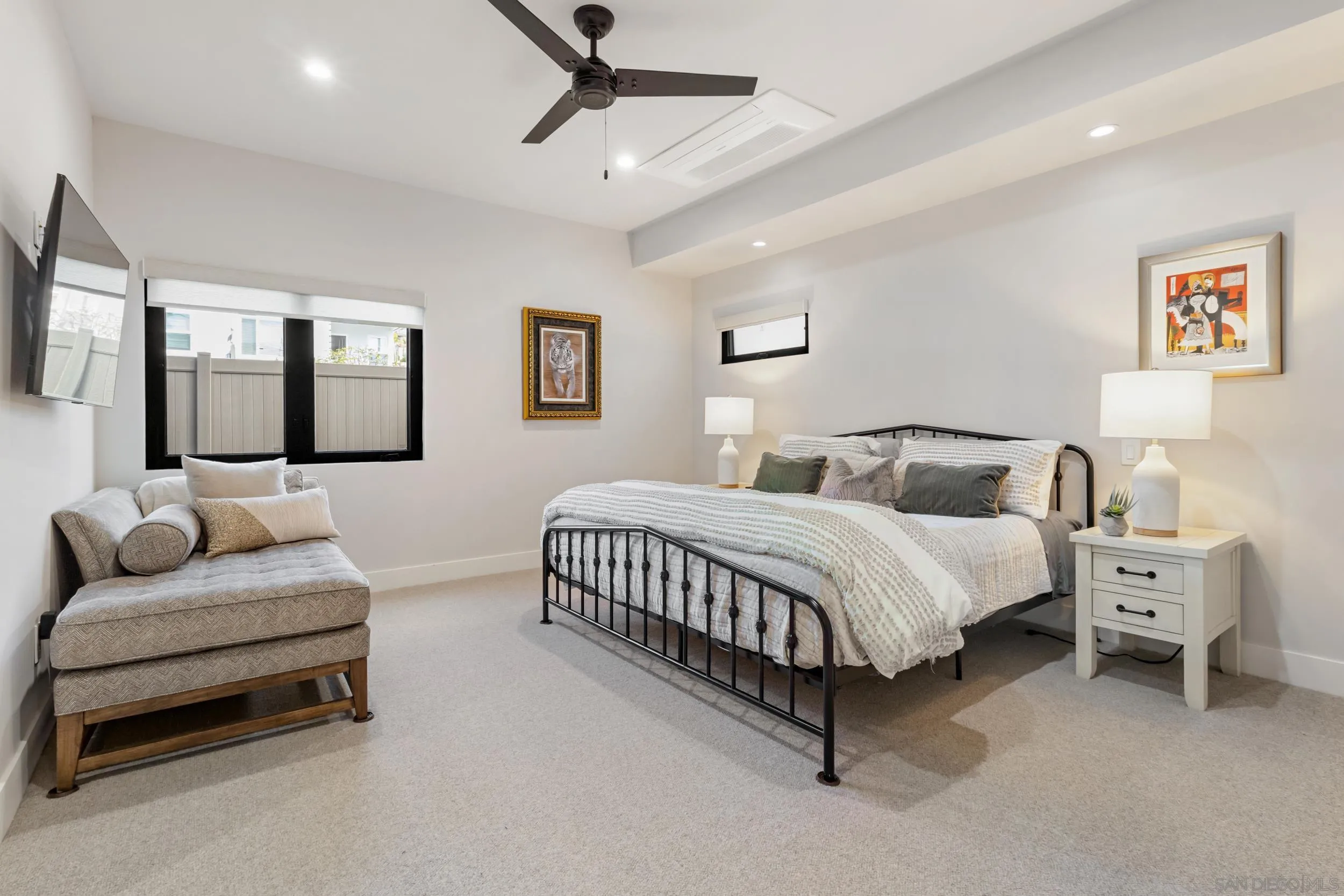 https://cdn.realtyfeed.com/cdn/127/260014227/b393e3f1053abbf4e512d2c25cd4d357.webp