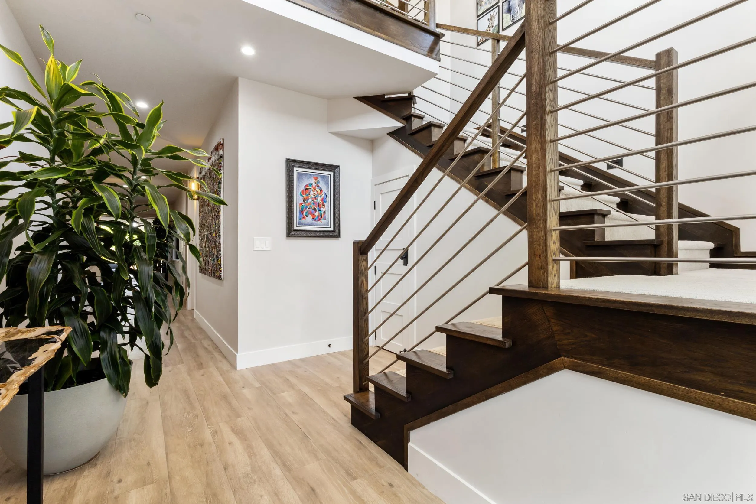 https://cdn.realtyfeed.com/cdn/127/260014227/fcec89b2cb916484a233528e1f11a3cd.webp