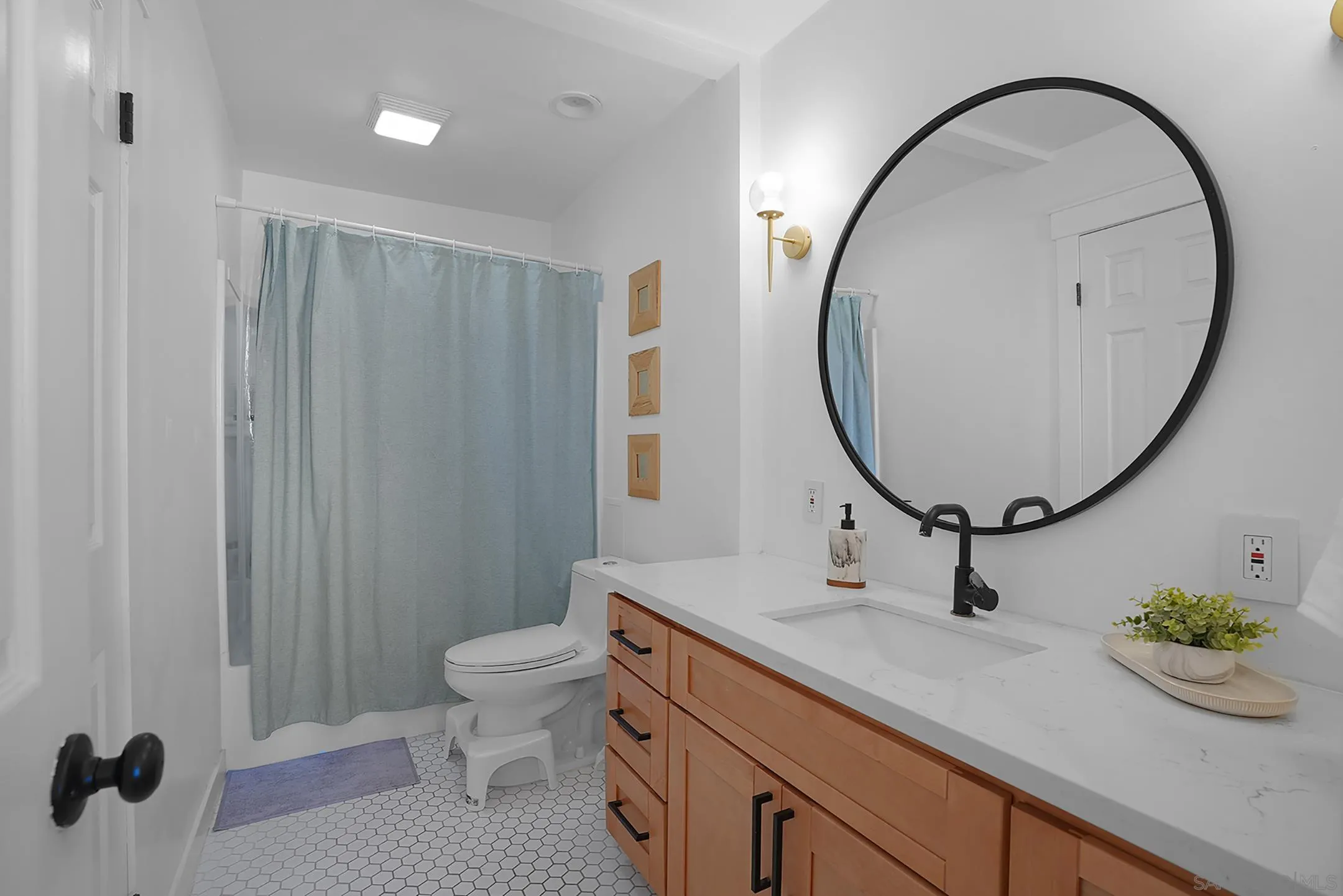 Photo #6: 260014232 Listing: Photo #6