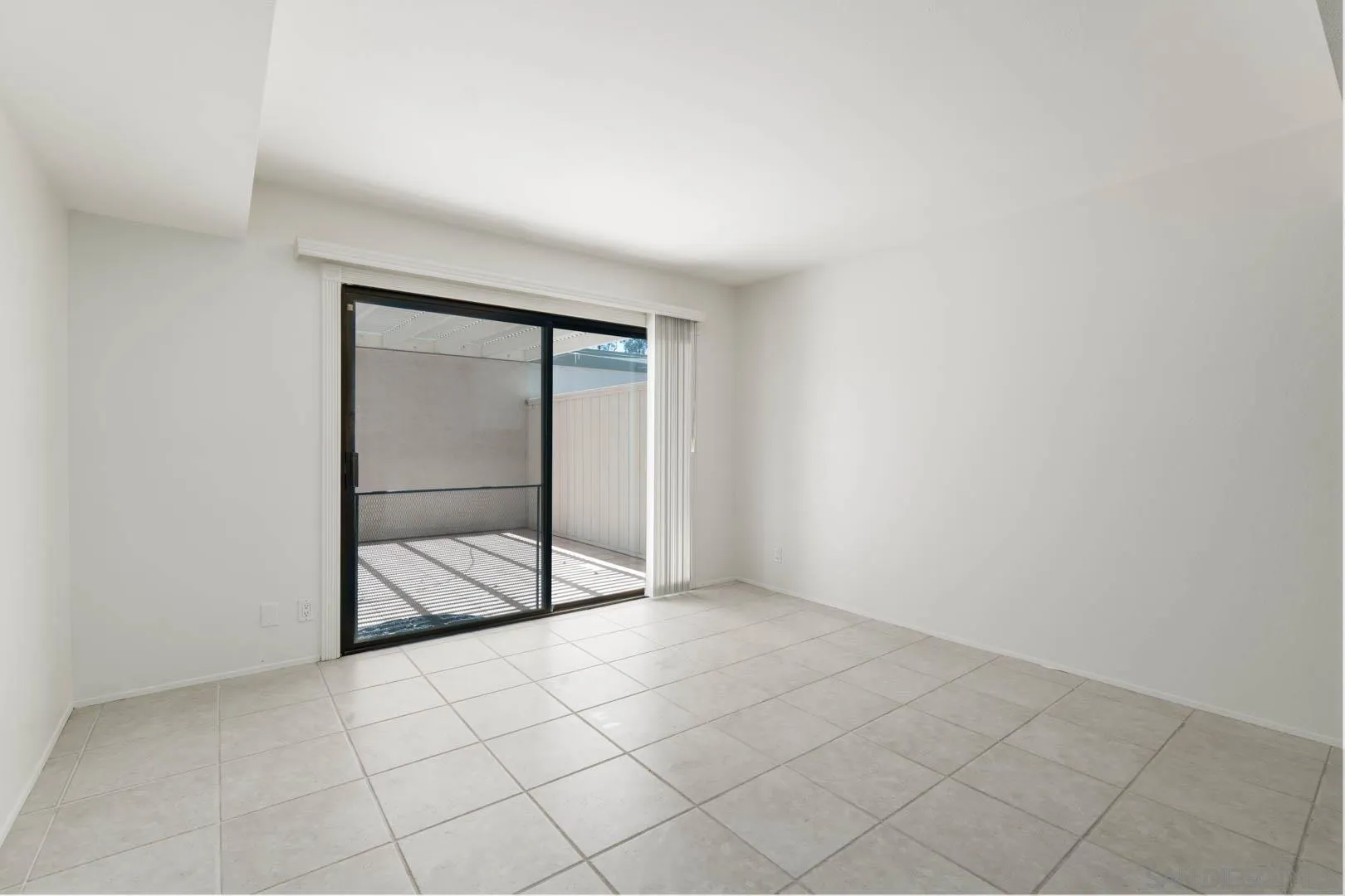 https://cdn.realtyfeed.com/cdn/127/260014233/3b9f6e8ef1def9a89ccda39a6a4d761d.webp