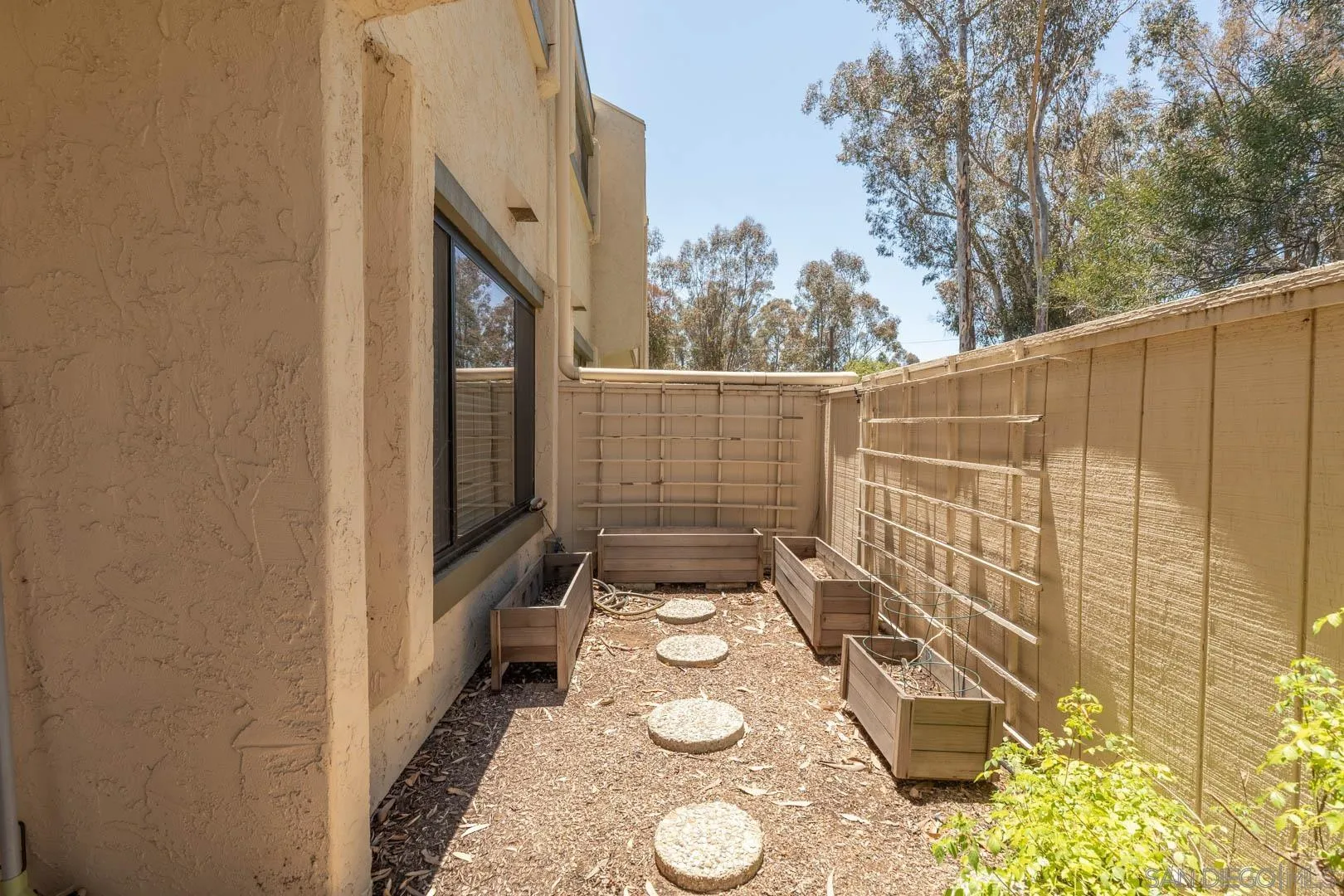 https://cdn.realtyfeed.com/cdn/127/260014233/e6effc475910a9f830ec13db4b972594.webp