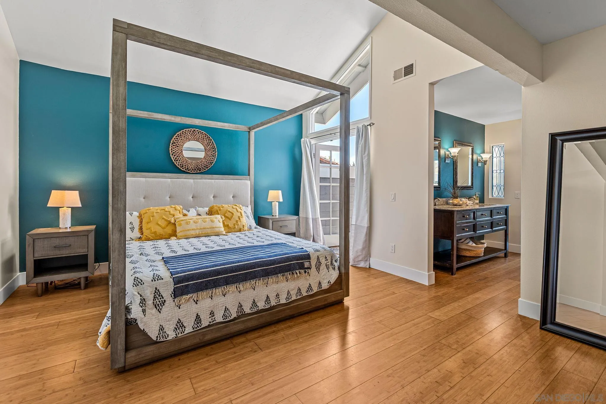 https://cdn.realtyfeed.com/cdn/127/260014238/654e2f32c616138b44a44d2f8dedc49b.webp