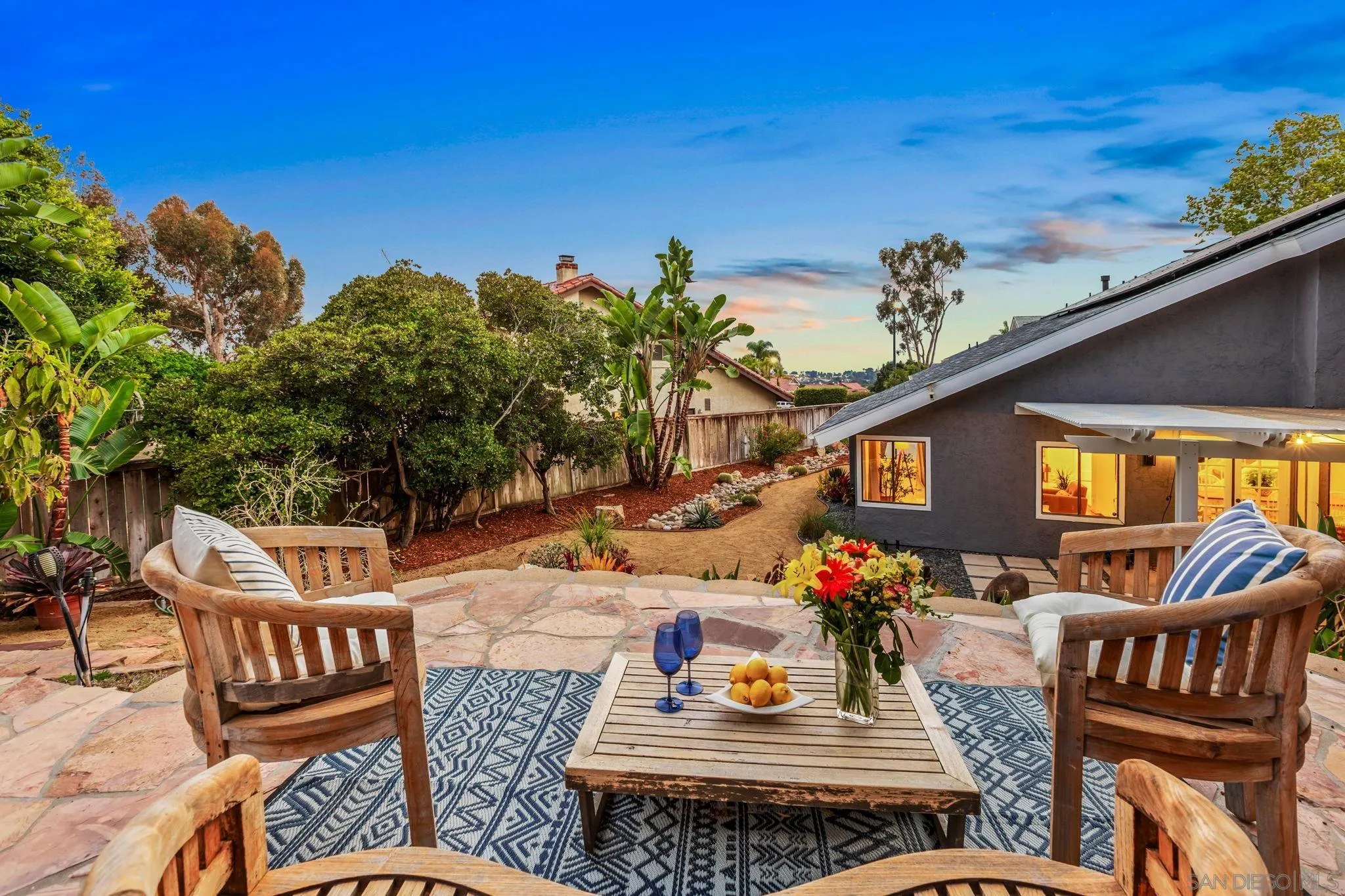 https://cdn.realtyfeed.com/cdn/127/260014238/7057b2f712276846d8e0ce0130d4b4c8.webp