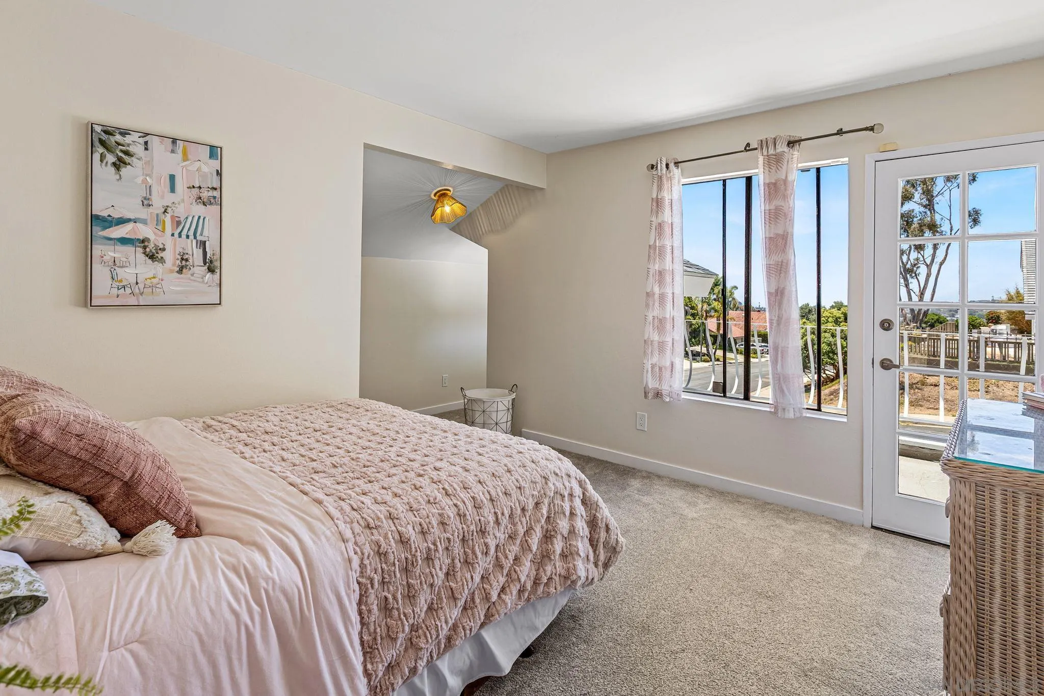 https://cdn.realtyfeed.com/cdn/127/260014238/a98d68014e3d658c7460c3eb46810e50.webp