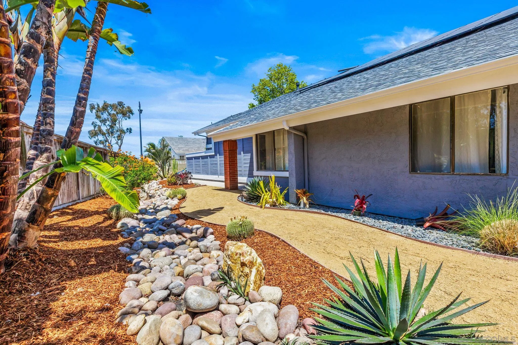 https://cdn.realtyfeed.com/cdn/127/260014238/be722cc543c26315d56549a484ba9343.webp