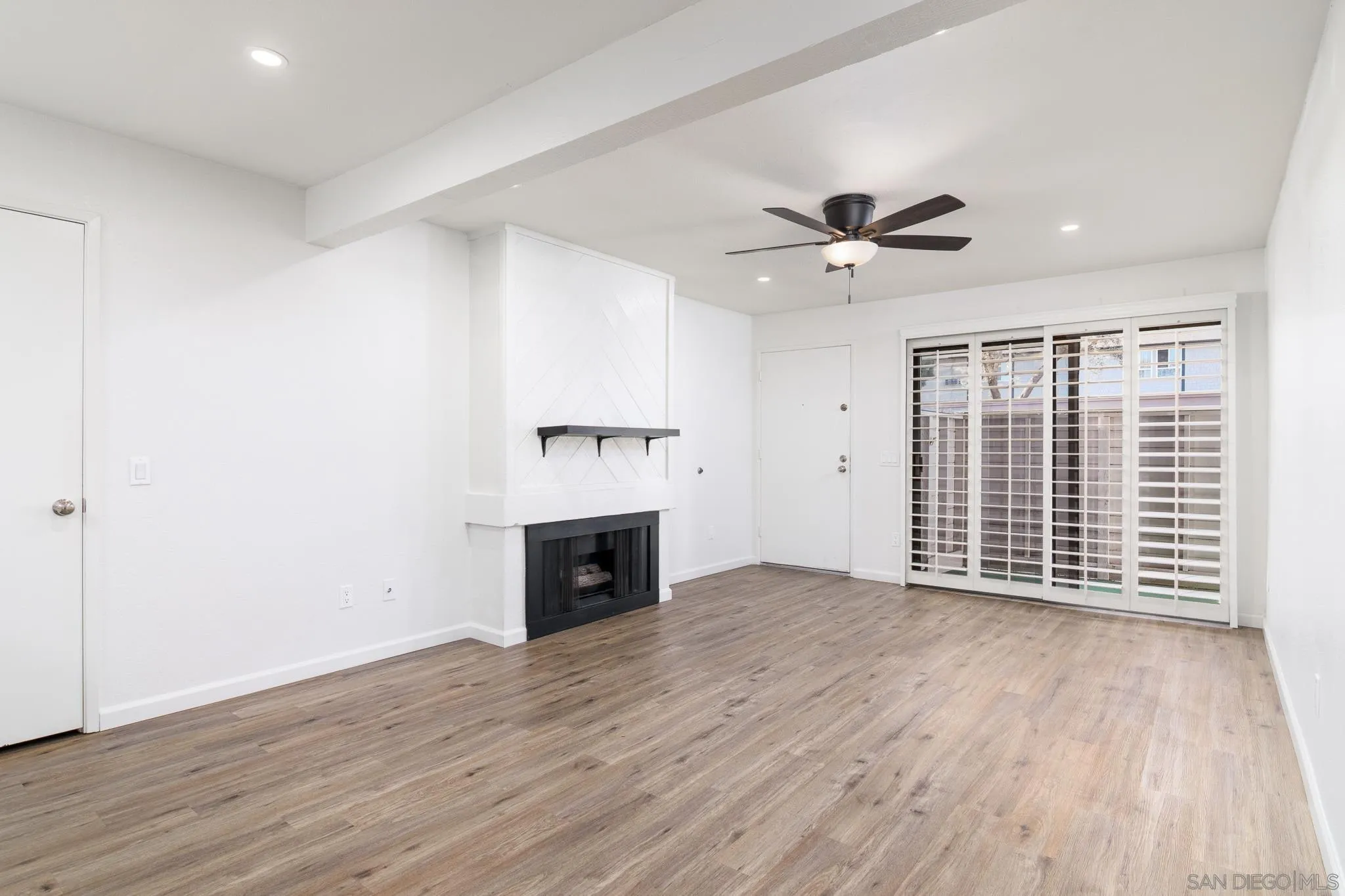 Photo #5: 260014239 Listing: Photo #5