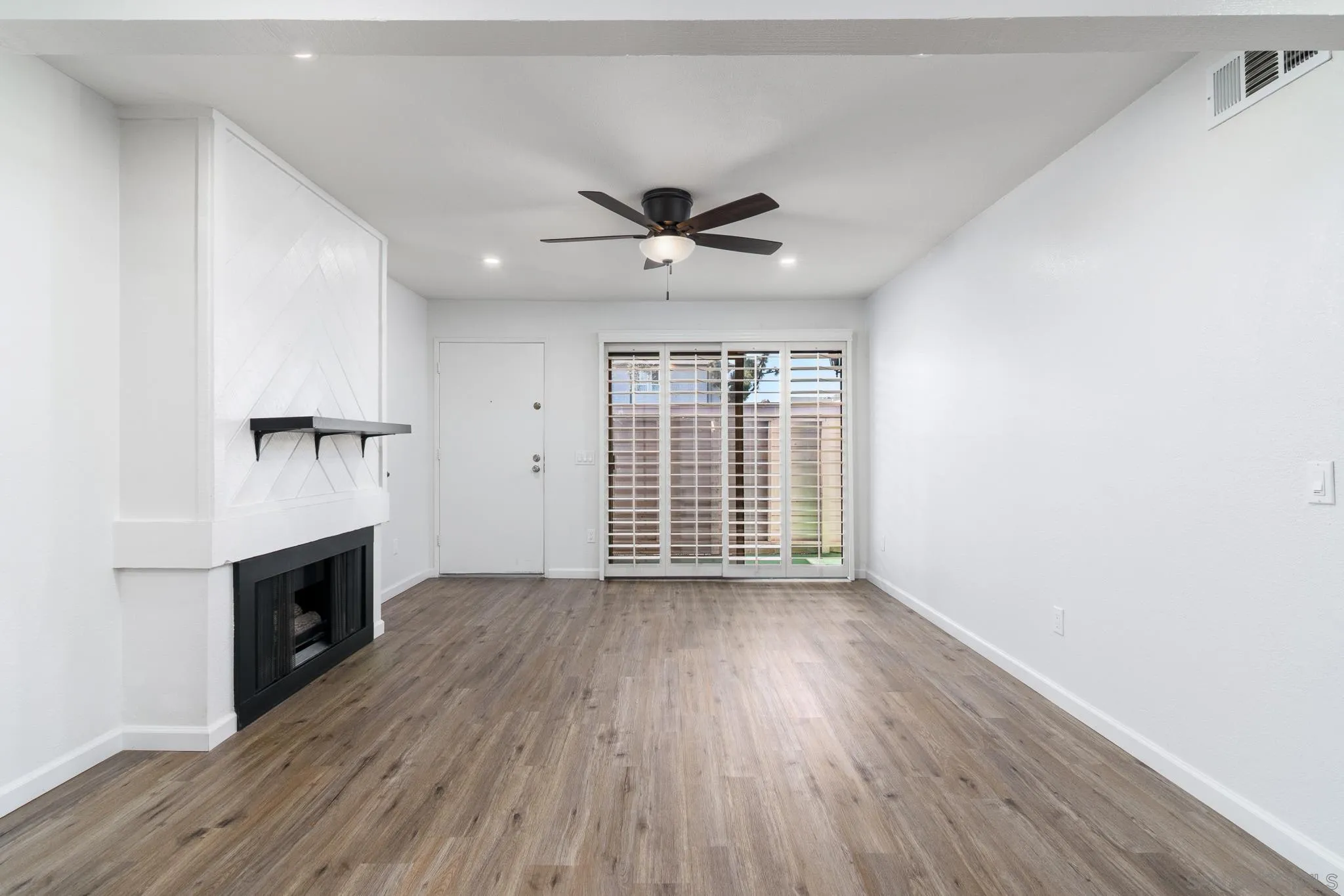 Photo #6: 260014239 Listing: Photo #6