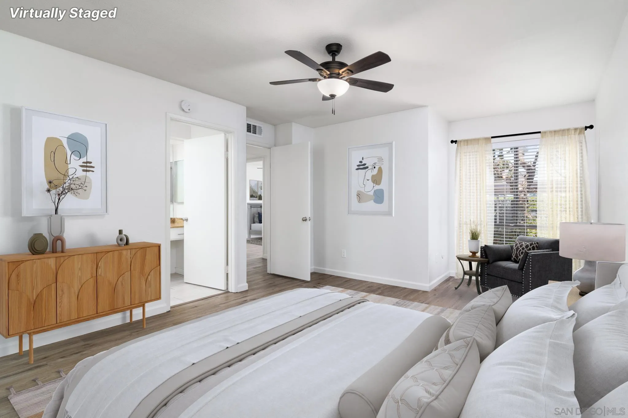 https://cdn.realtyfeed.com/cdn/127/260014239/b3d5268cfef9d8456ac8462d99256436.webp