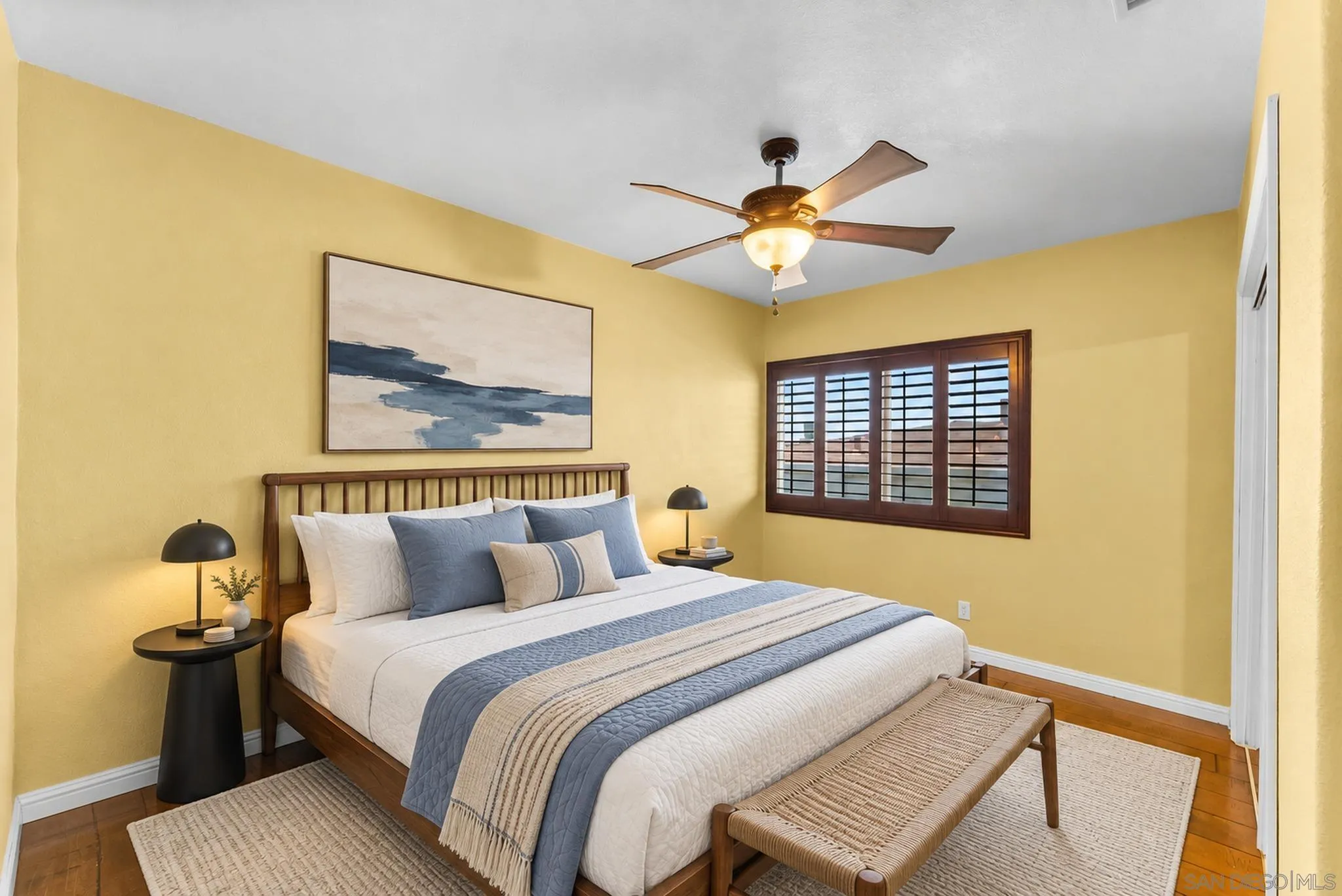 https://cdn.realtyfeed.com/cdn/127/260014240/02db8f217d9cf0344f1d6a7e50b71bac.webp