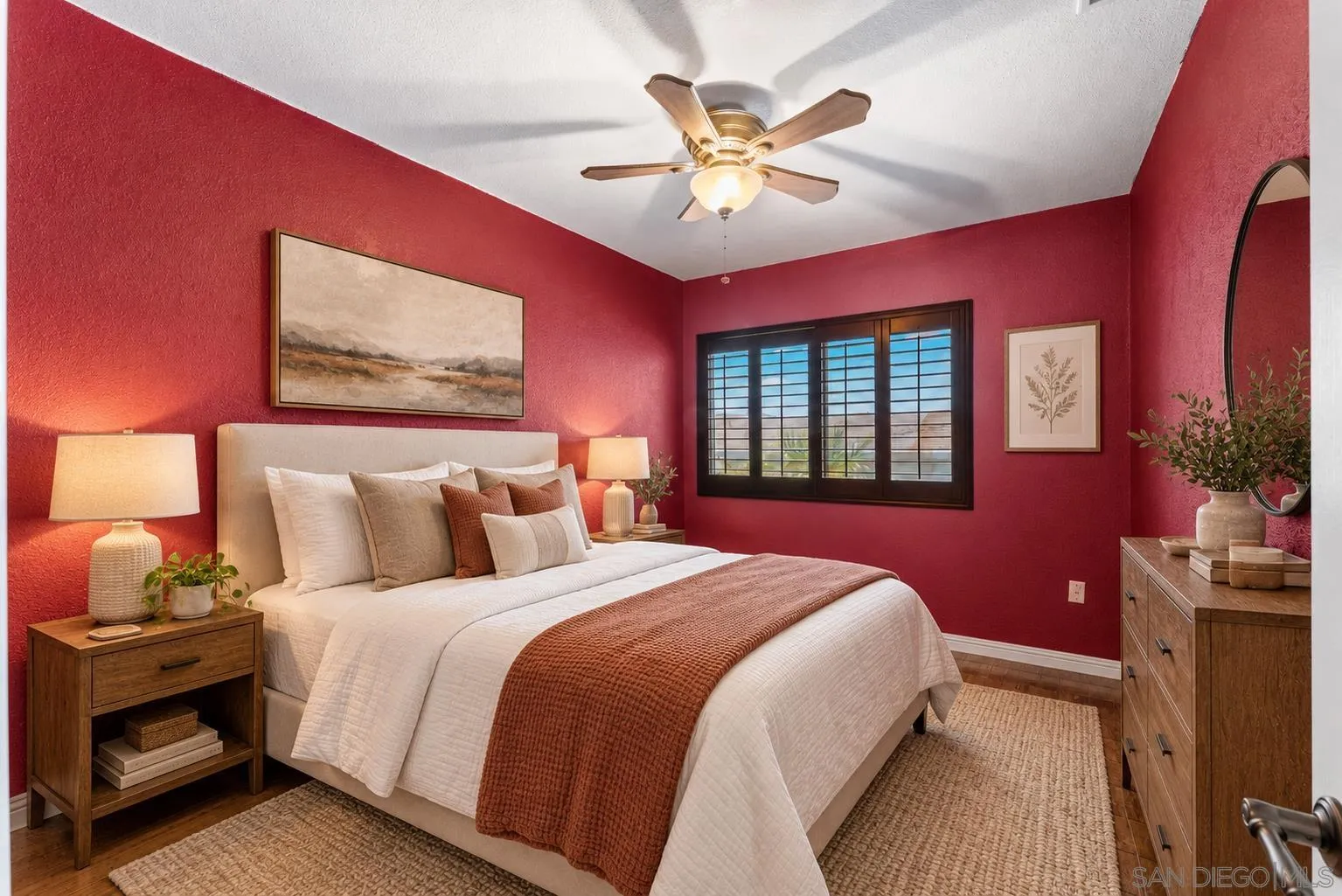 https://cdn.realtyfeed.com/cdn/127/260014240/31d2b8701c60b4046ad3346c8cbae3a4.webp
