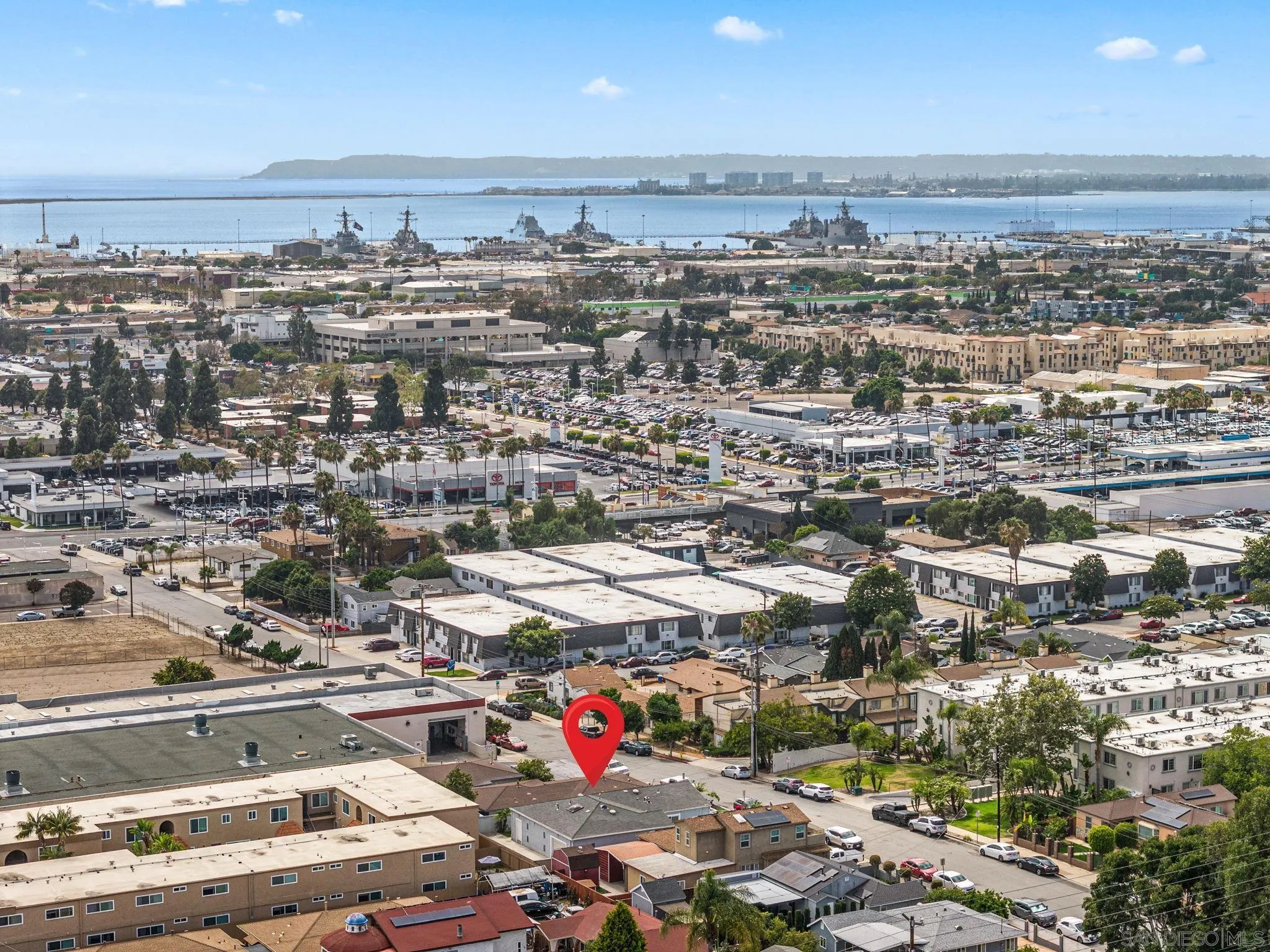 https://cdn.realtyfeed.com/cdn/127/260014240/86a18b7c0515fd2526c829ac1e0a3b2a.webp