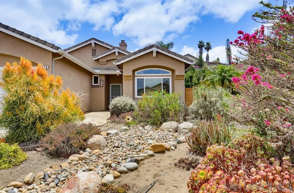 Vista, CA 92084