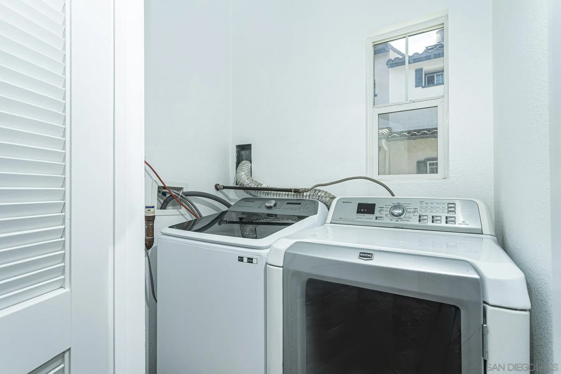 https://cdn.realtyfeed.com/cdn/127/260014242/816acb3e5f434004385b59f78b894dda.webp