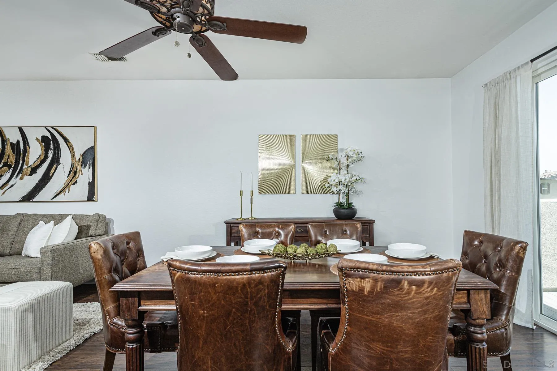 https://cdn.realtyfeed.com/cdn/127/260014242/a5b5d1c1ba556980f3ef04b762ce54a5.webp