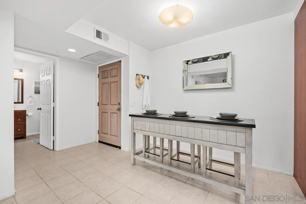 https://cdn.realtyfeed.com/cdn/127/260014243/44567b0522859a1a6eb5fdc43b081543.webp