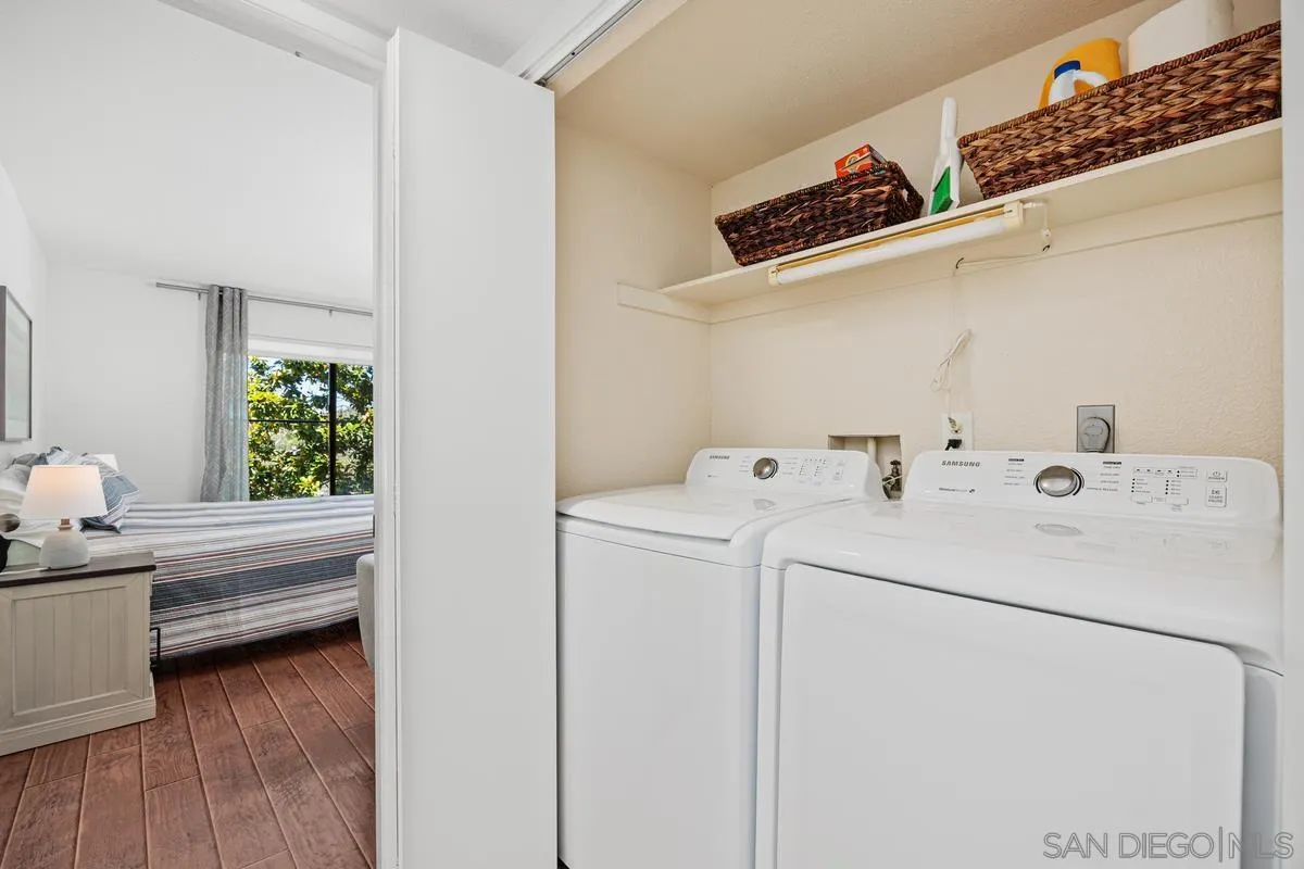 https://cdn.realtyfeed.com/cdn/127/260014243/829ff2a1576607bf4c9062a1f5498dbd.webp