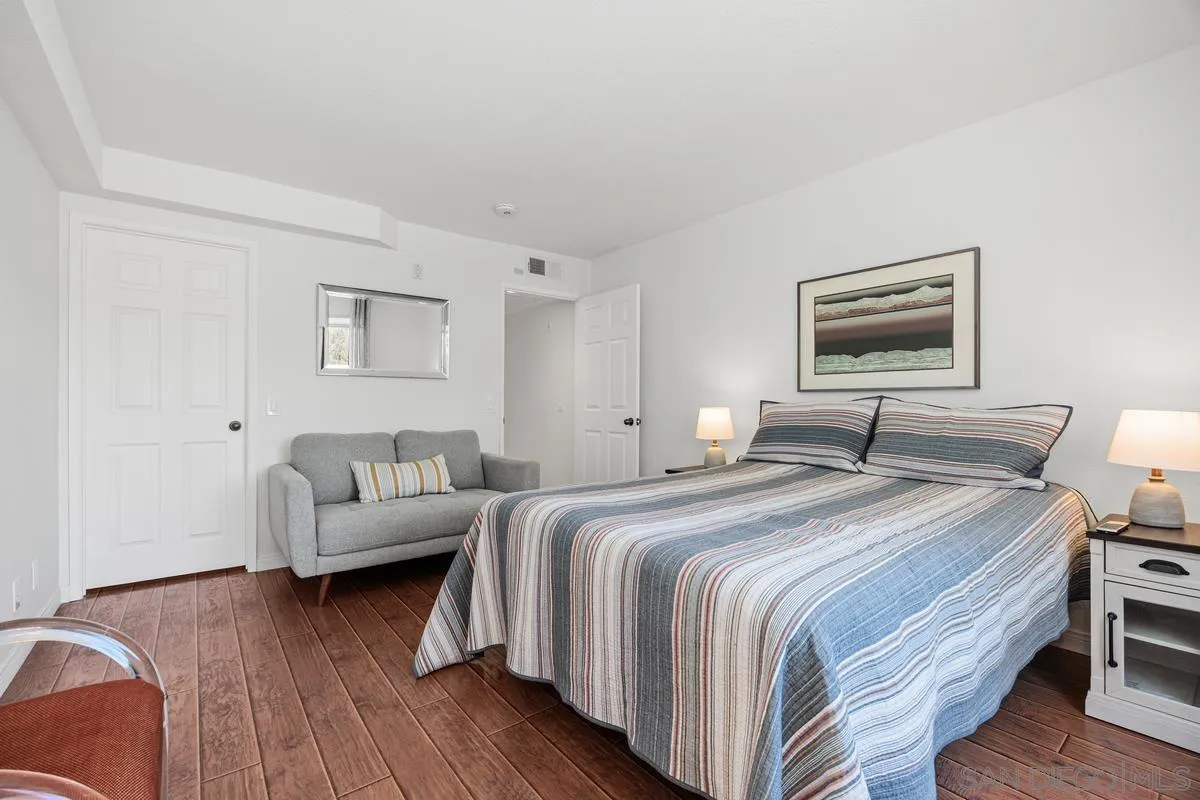 https://cdn.realtyfeed.com/cdn/127/260014243/cdb0d06542e31d1b0244d040c56414d8.webp