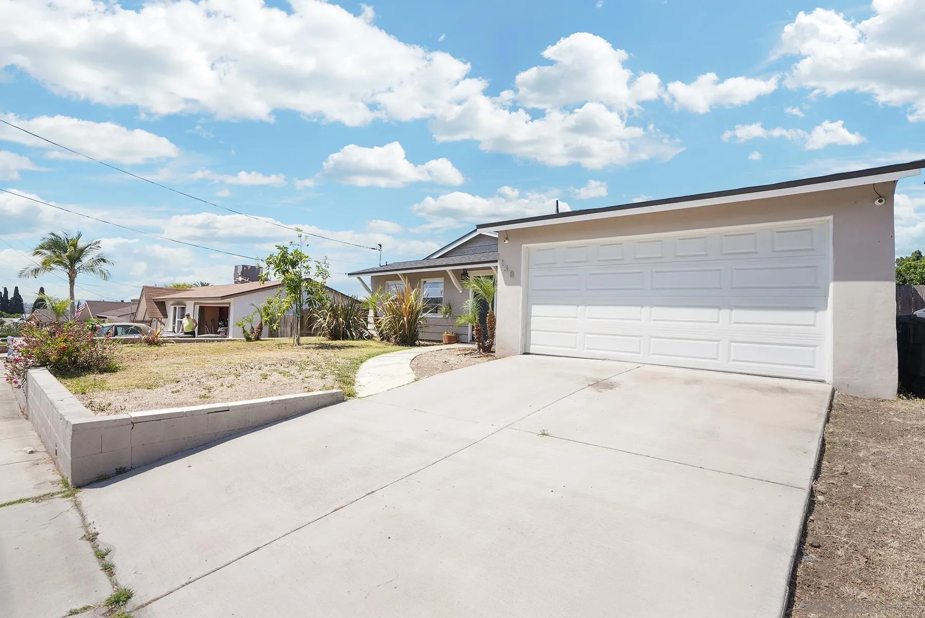 https://cdn.realtyfeed.com/cdn/127/260014244/729da765f1c4c58945aa5cc139ee5585.webp