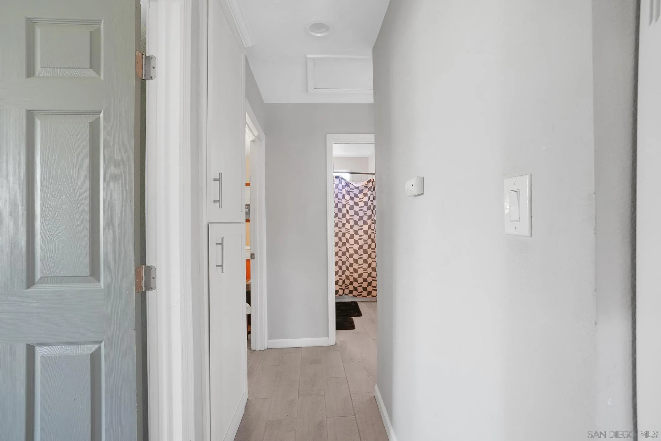 https://cdn.realtyfeed.com/cdn/127/260014244/b67ebb4e121114439fad334ee3631a88.webp