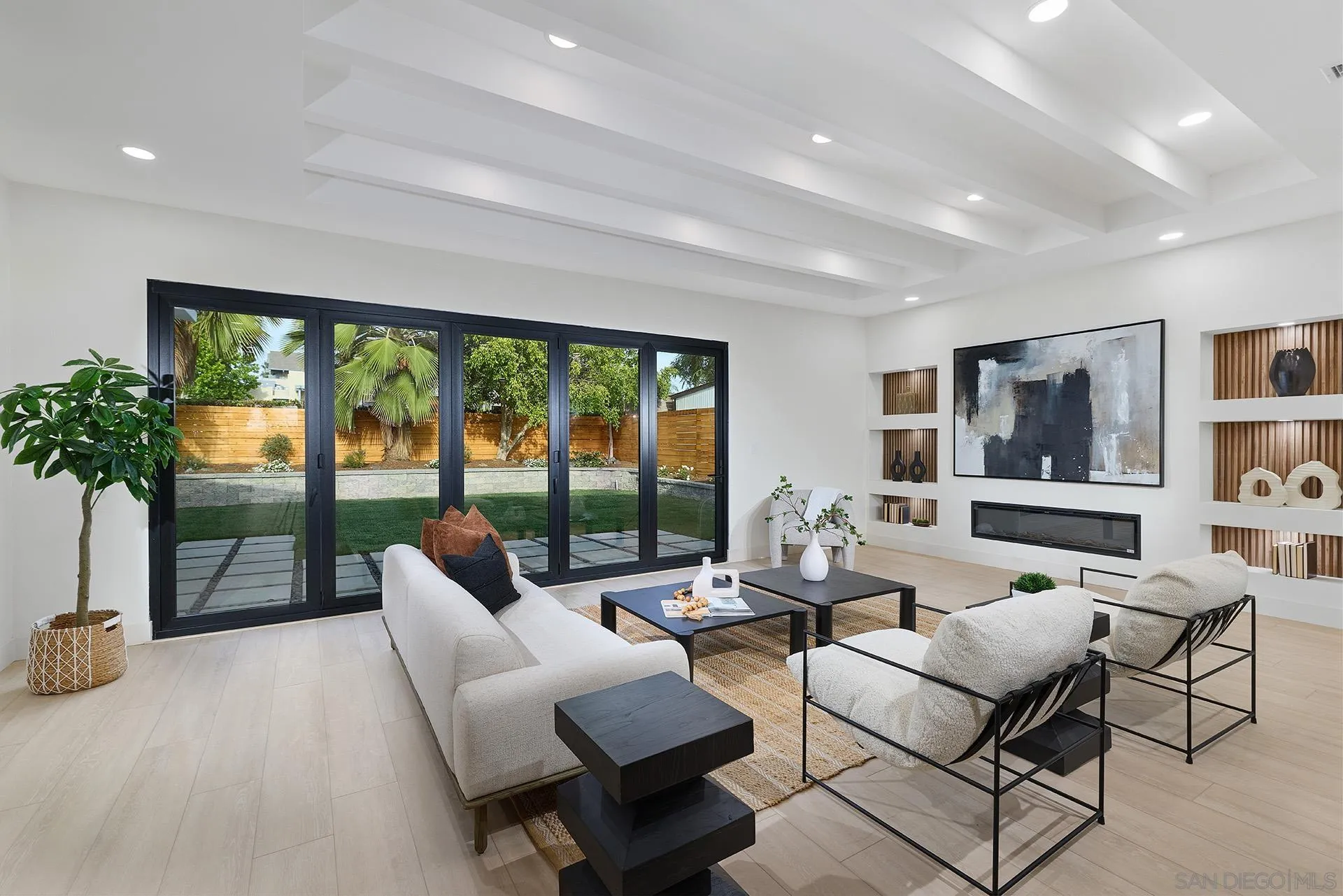 https://cdn.realtyfeed.com/cdn/127/260014249/e680a9e180ba660ad07c1135c0a4a160.webp