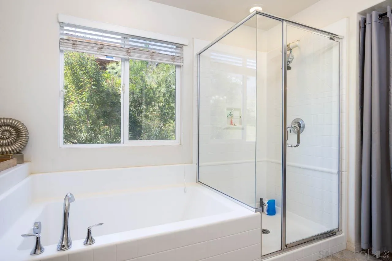 https://cdn.realtyfeed.com/cdn/127/260014250/f0776773883fe18eba254425db8e3f77.webp