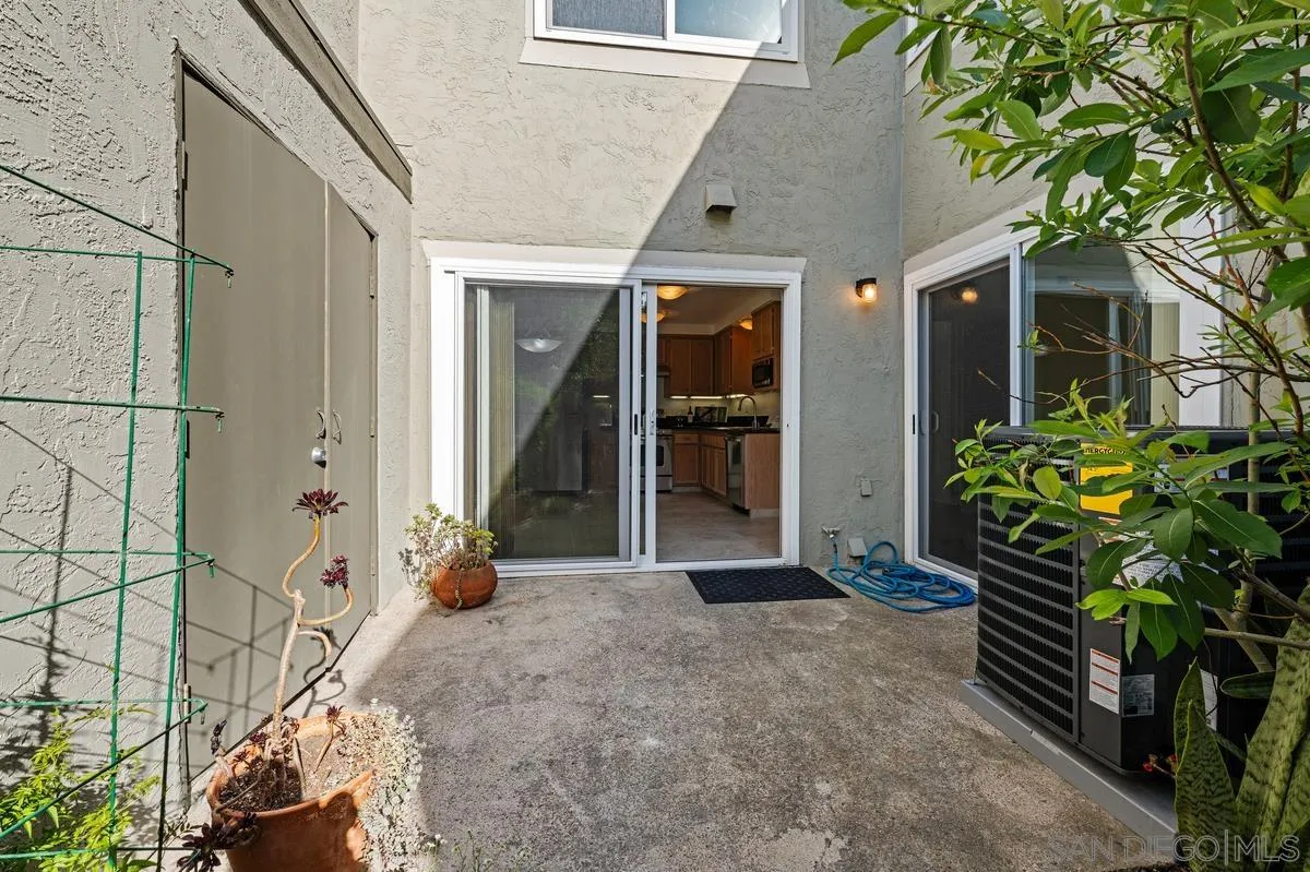 https://cdn.realtyfeed.com/cdn/127/260014255/40092adbab5e87361607f854eb05e8e6.webp