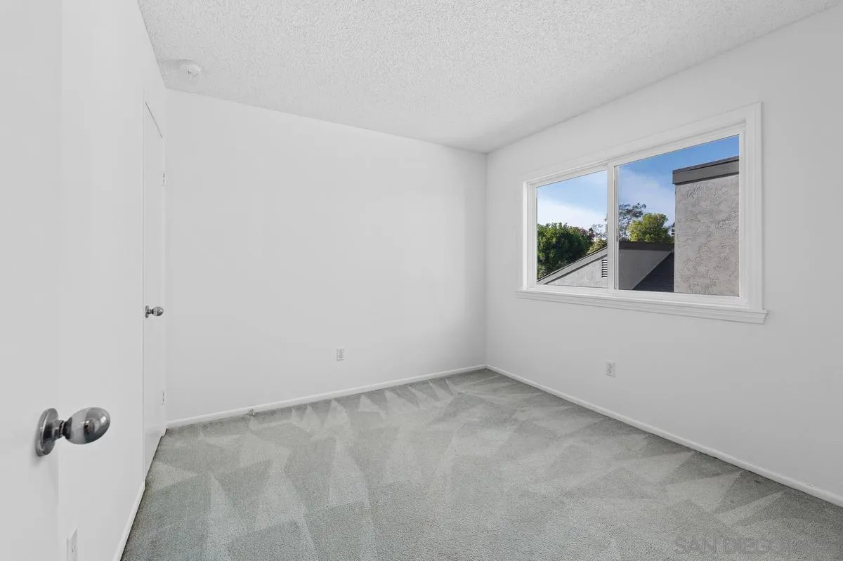https://cdn.realtyfeed.com/cdn/127/260014255/a32349e929f7007c76bb73f0051d31a6.webp