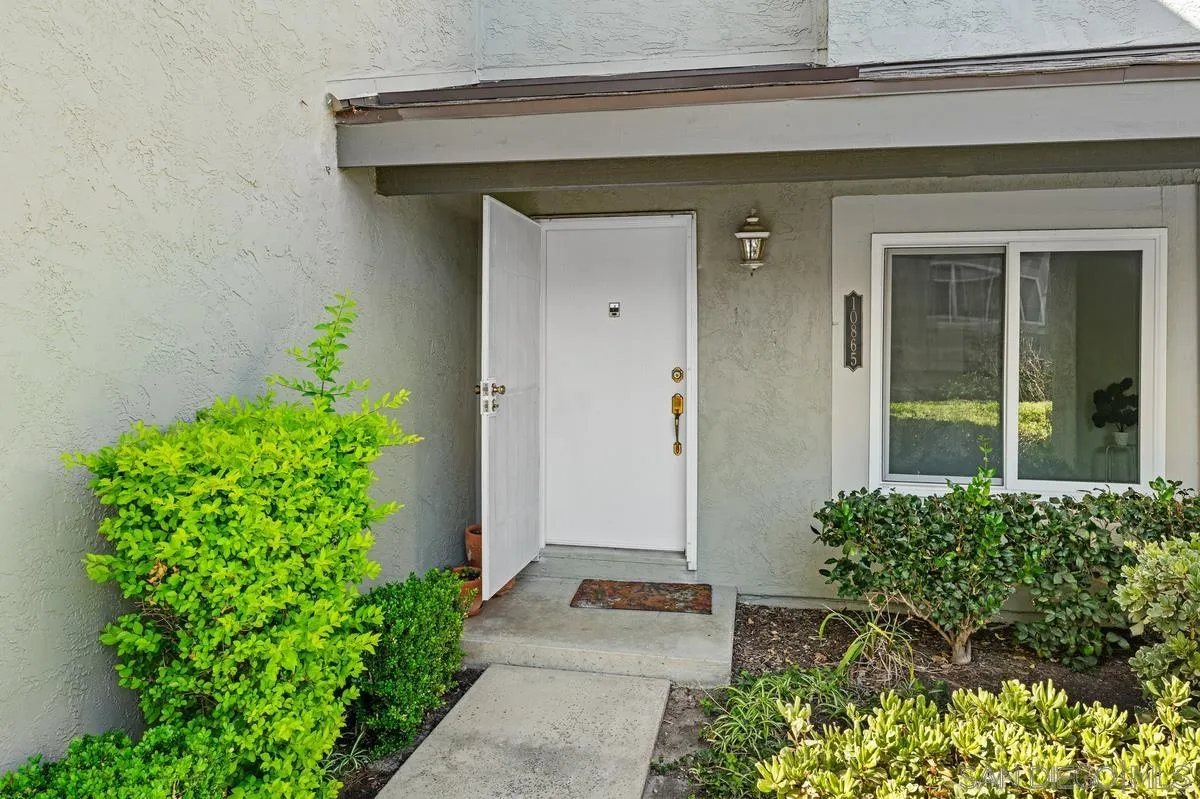 https://cdn.realtyfeed.com/cdn/127/260014255/d9abb26ce37a927a42bdf8a753116508.webp