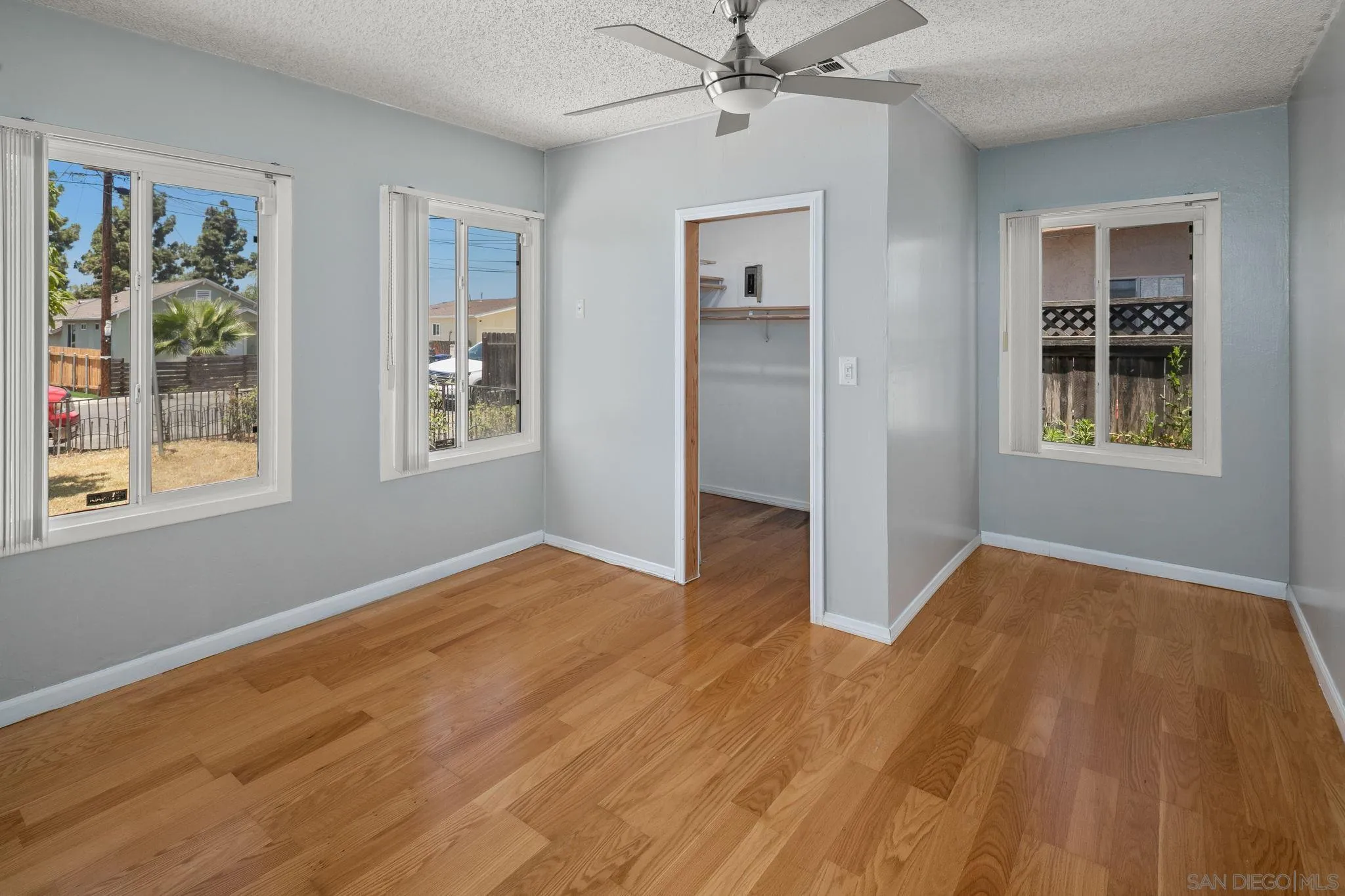 https://cdn.realtyfeed.com/cdn/127/260014256/ef9b4a713eb65b8ccc884901cc1434f6.webp