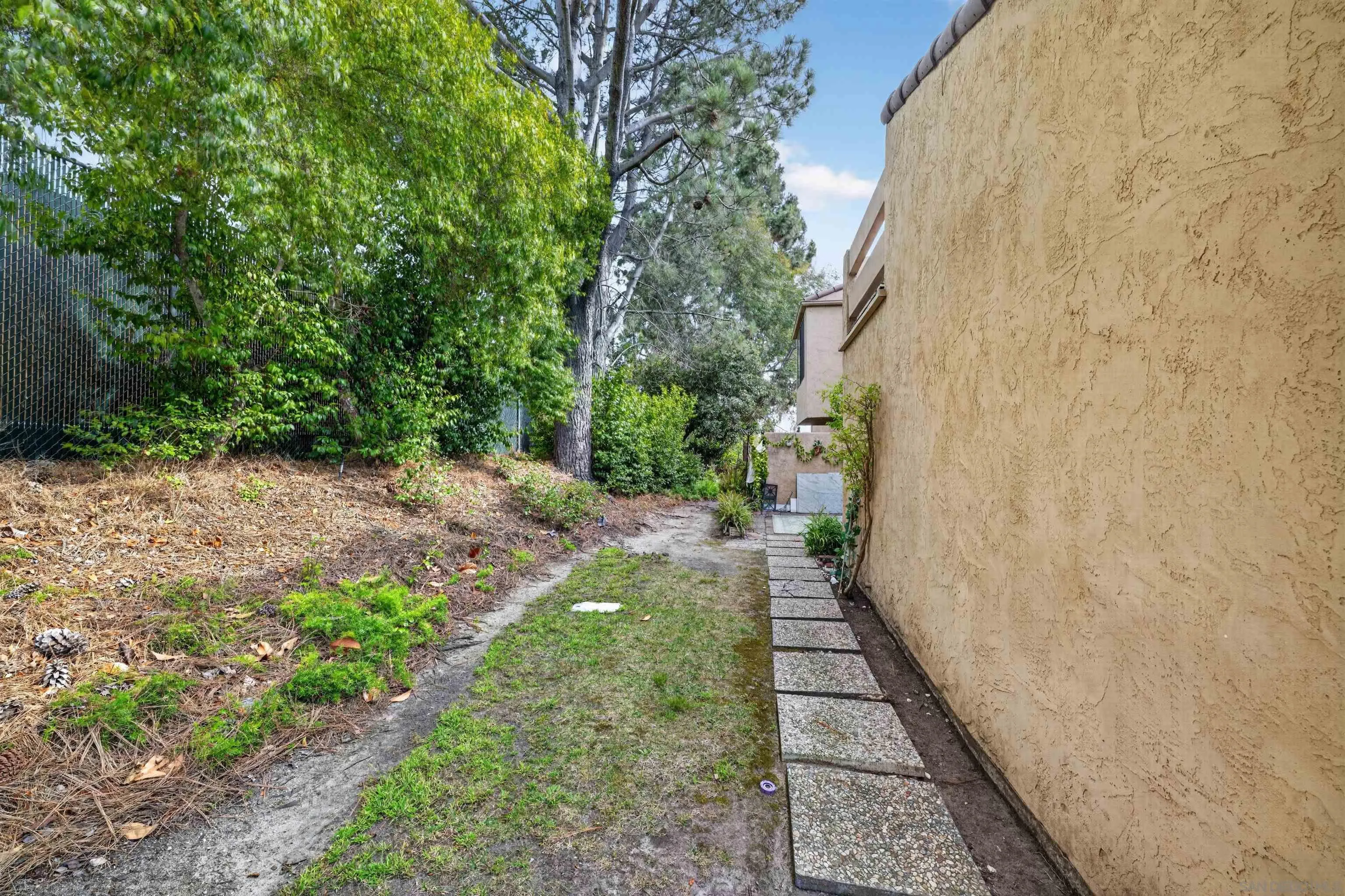 Photo #17: 260014259 Listing: Photo #17