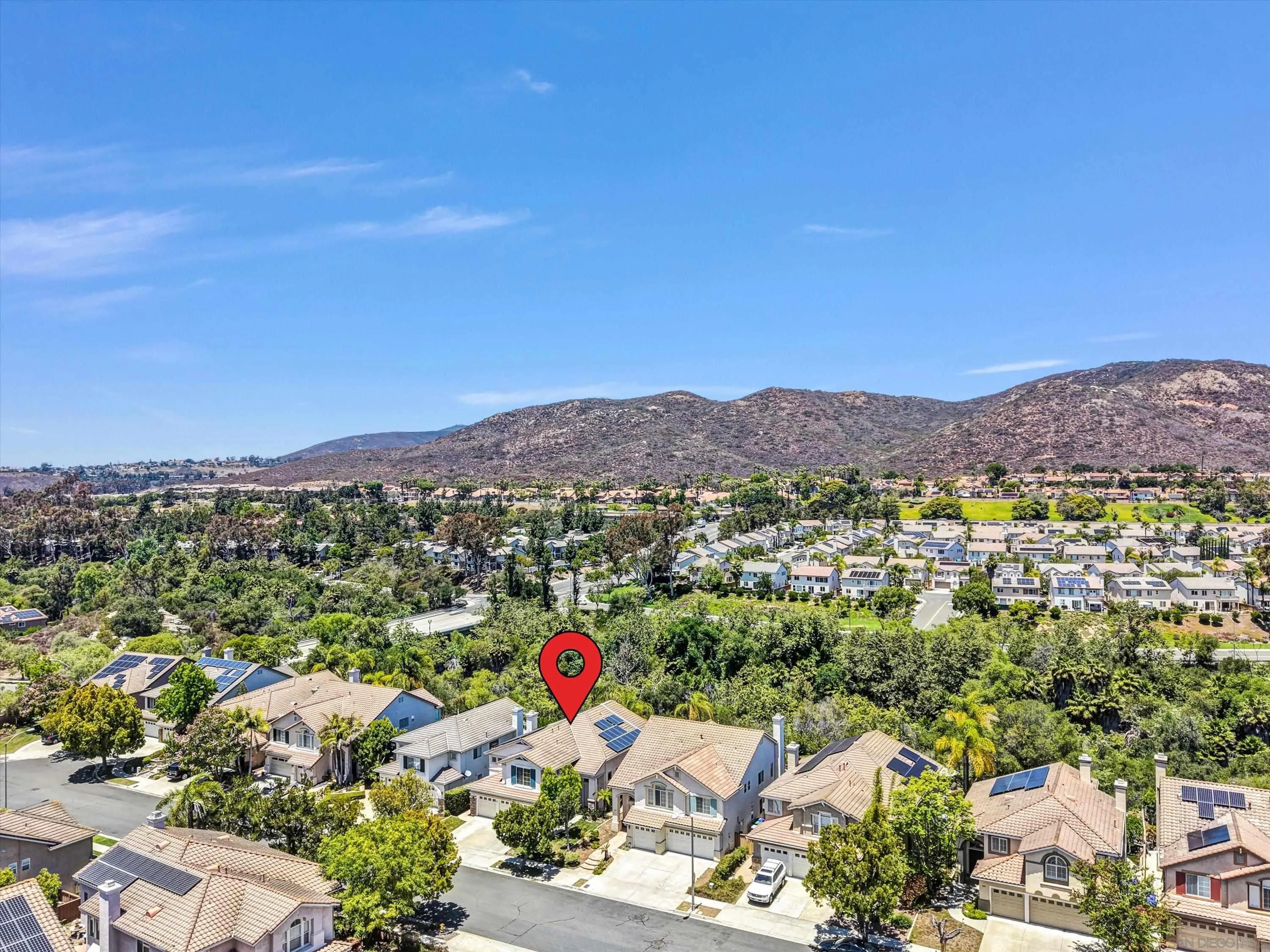 https://cdn.realtyfeed.com/cdn/127/260014260/15114778f84f62c61ea6aeedd224c50c.webp
