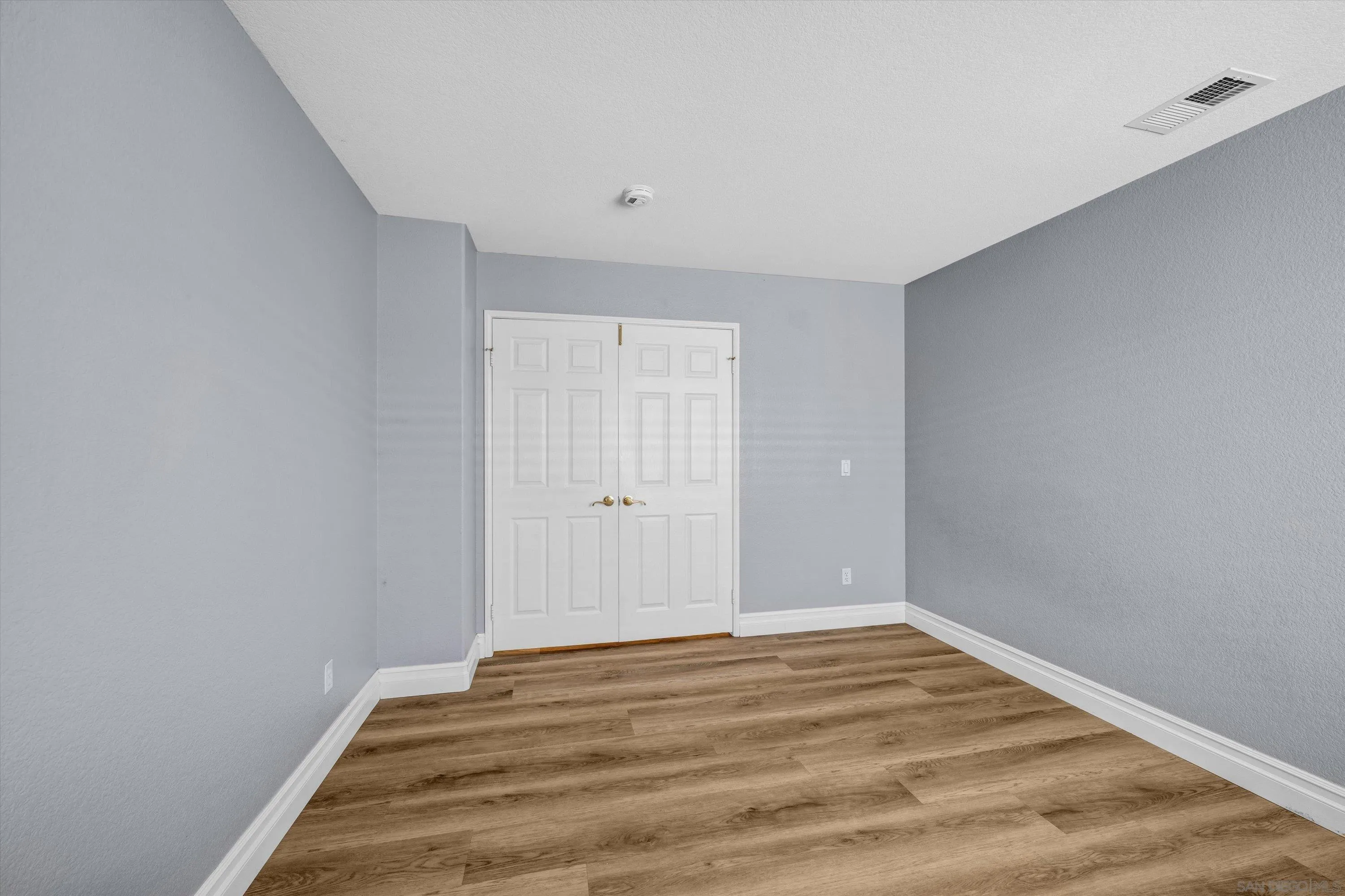 https://cdn.realtyfeed.com/cdn/127/260014260/3c30c39740499cd6e6985a522ec4956a.webp