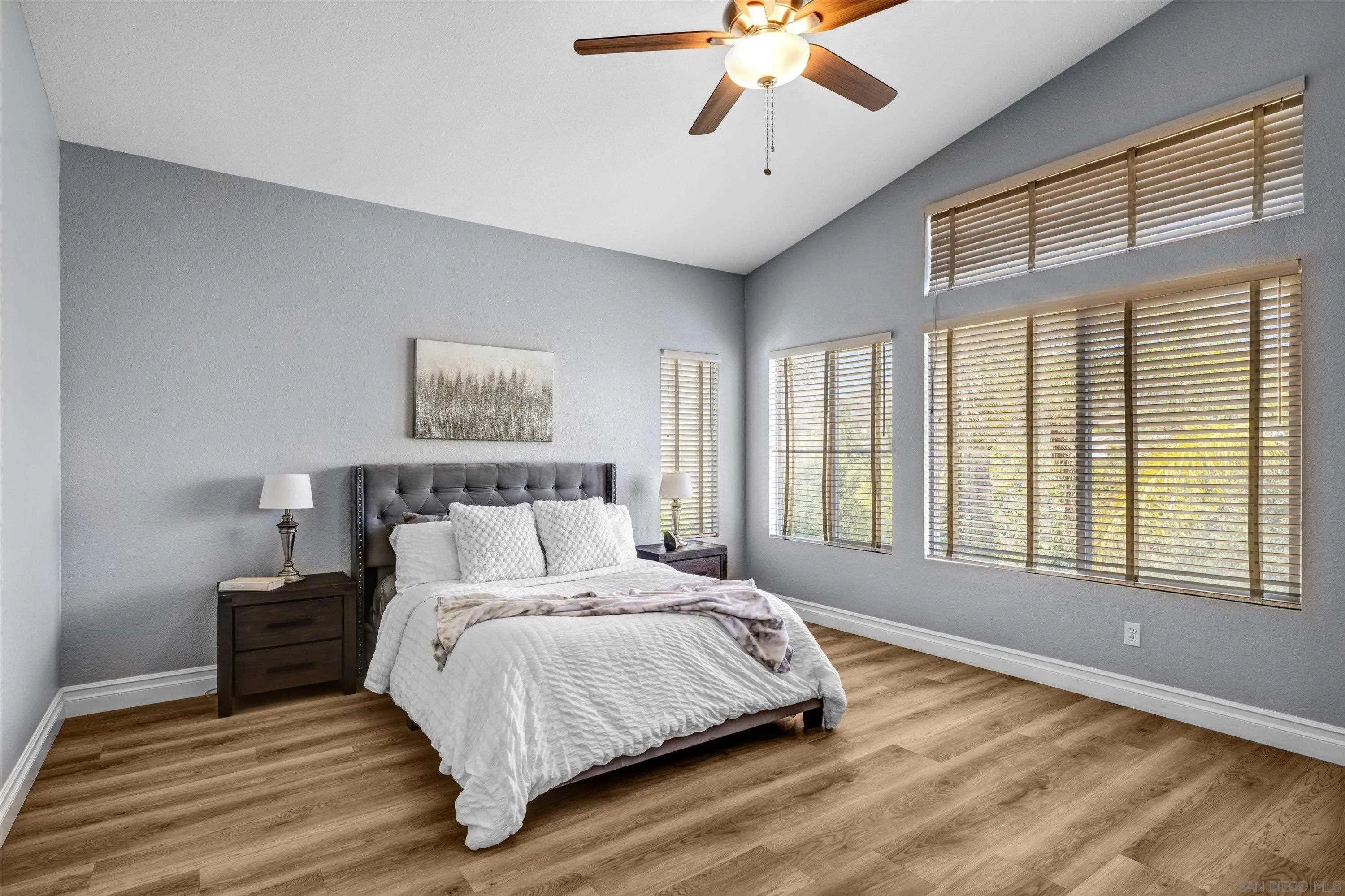 https://cdn.realtyfeed.com/cdn/127/260014260/3c54197d14f3247ecfe0af671b72d8d1.webp