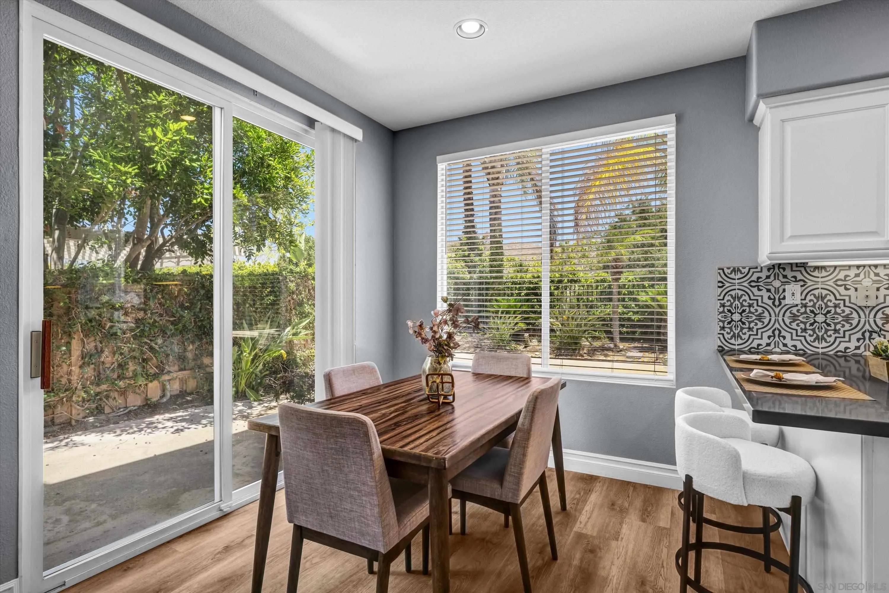 https://cdn.realtyfeed.com/cdn/127/260014260/b0f8d719d7b4ffae01253e725c81cb8c.webp