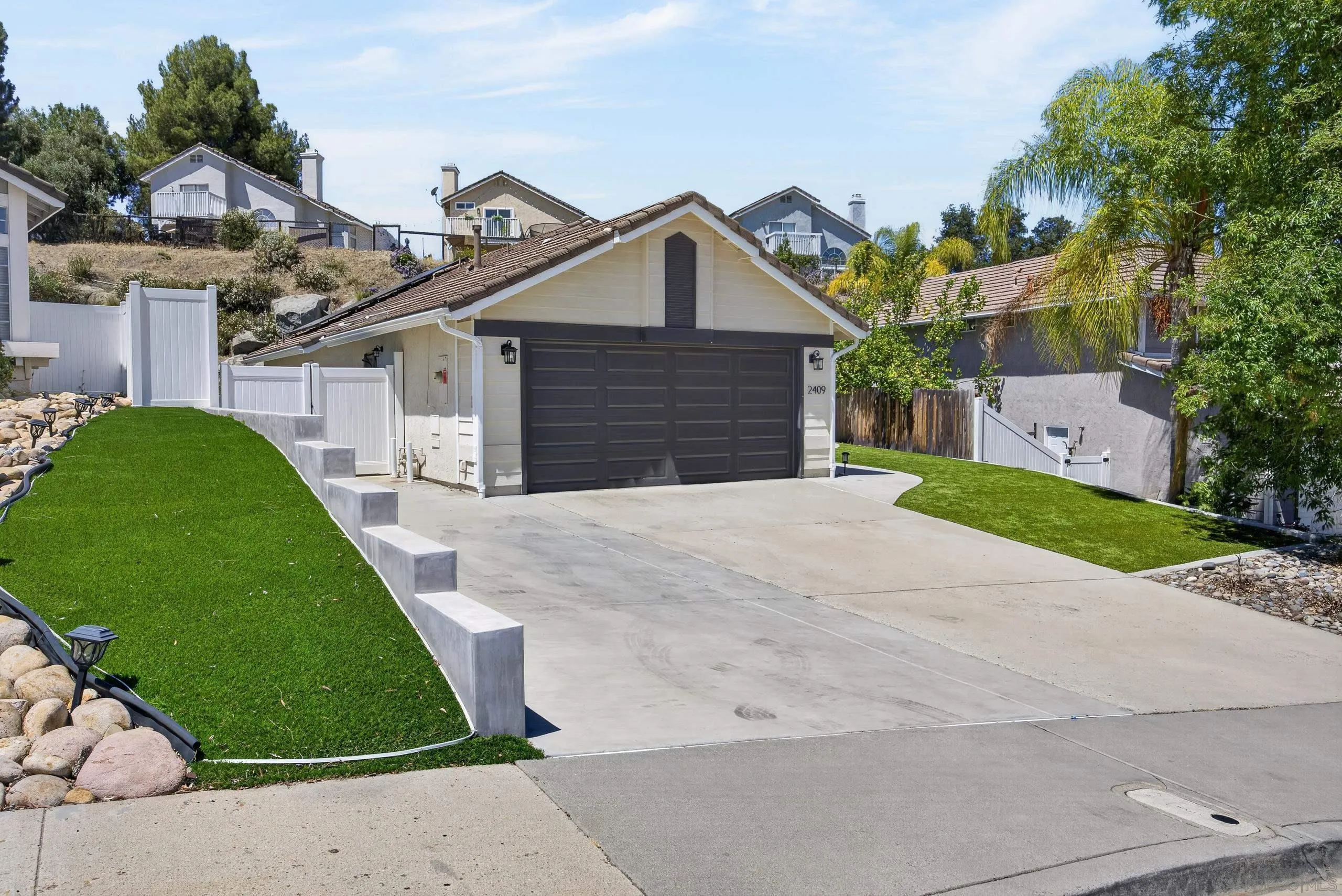 https://cdn.realtyfeed.com/cdn/127/260014261/0a26b0f0aaa36873da7a5d894c830537.webp