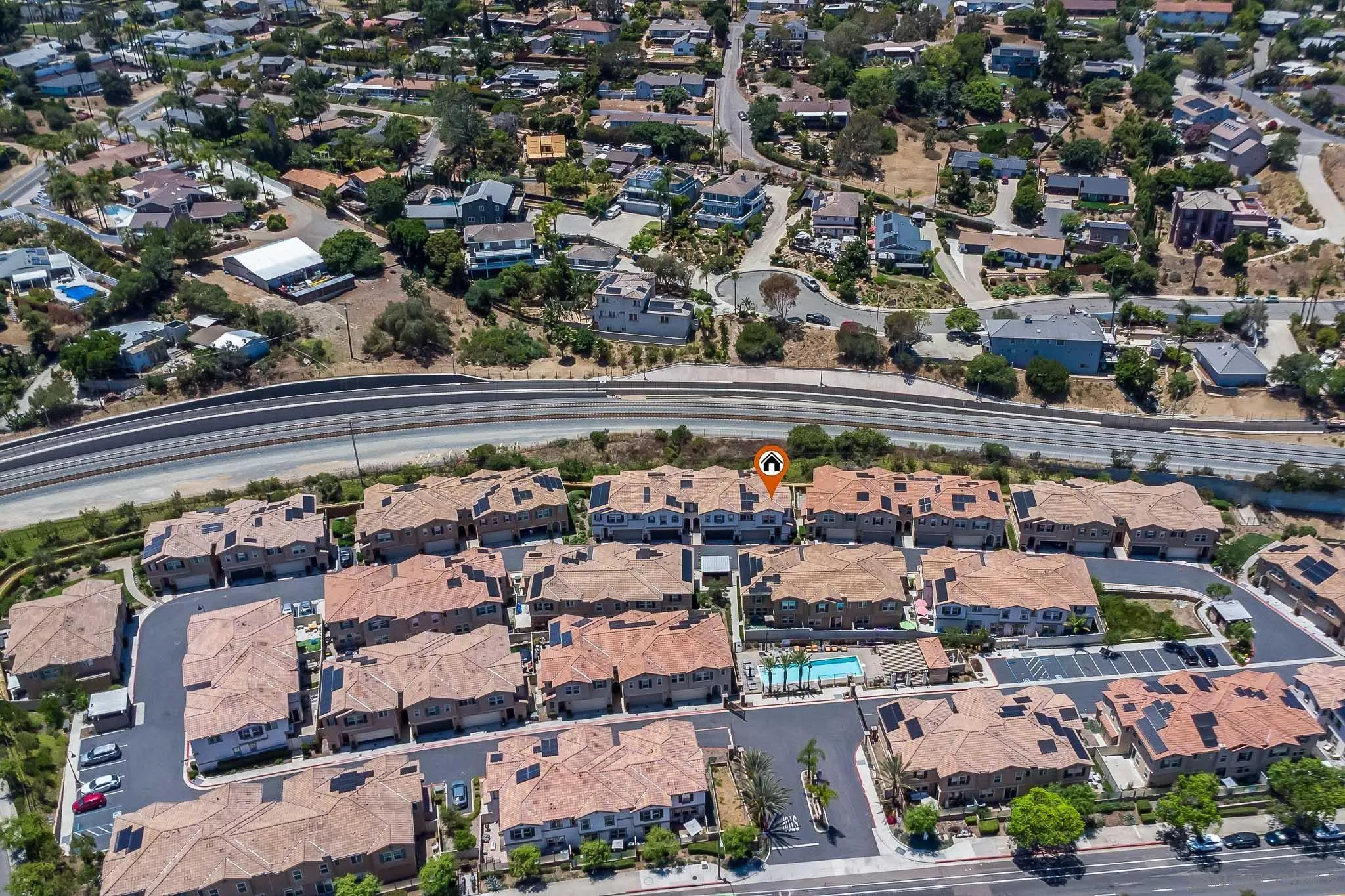https://cdn.realtyfeed.com/cdn/127/260014262/0a4d077fd9a1657413fb143aae34a371.webp