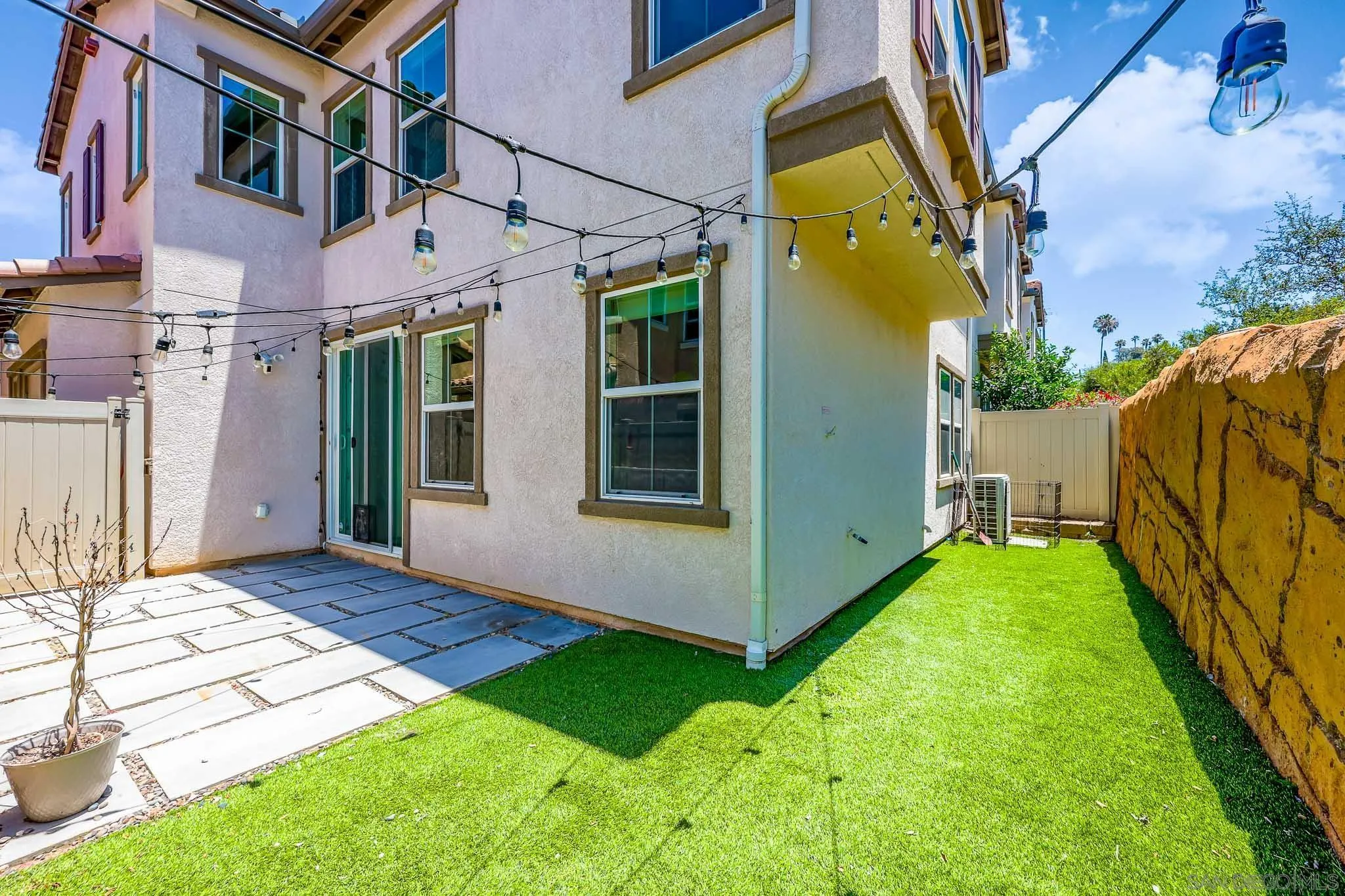 https://cdn.realtyfeed.com/cdn/127/260014262/0cc26875a84614904baf12e4e989c15a.webp