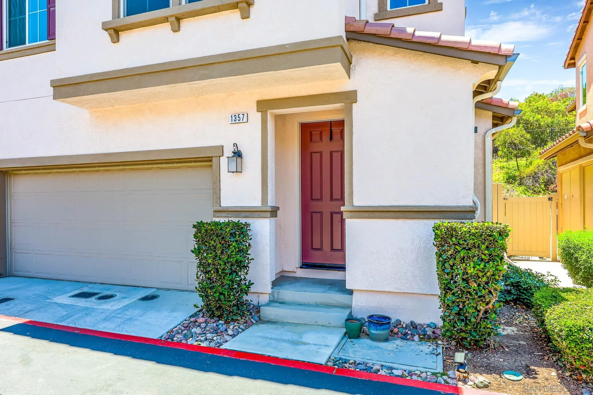 https://cdn.realtyfeed.com/cdn/127/260014262/172fa0b2e9dbbbd1b3b4c477d9d0868d.webp