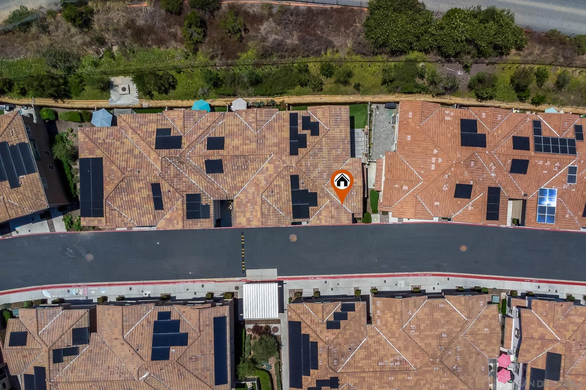 https://cdn.realtyfeed.com/cdn/127/260014262/3bce885898a597bd52ac4391d0a8a0a2.webp